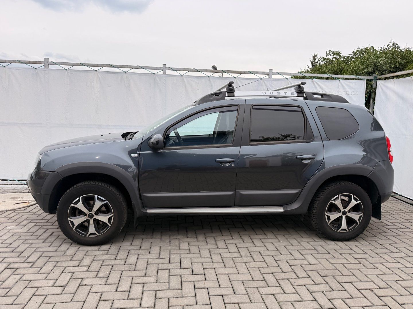 Dacia Duster, 1,5 80kW*1.Maj*ČR*4X4*TAŽNÉ* - fotka 3