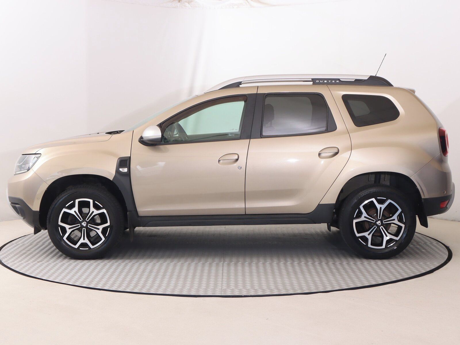 Dacia Duster, 1.0 TCe, LPG, Serv.kniha - fotka 3