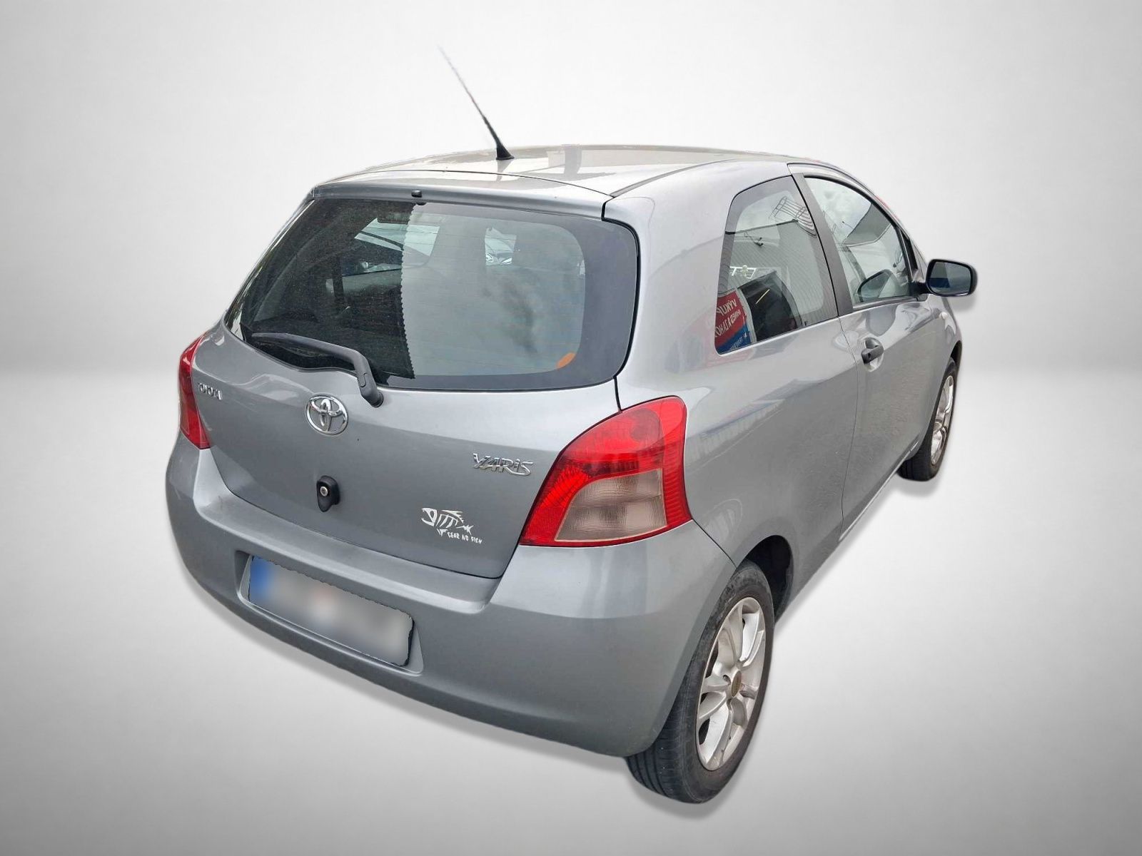 Toyota Yaris, 1.0 VVT-i, Klima, oblíbený vůz - fotka 2