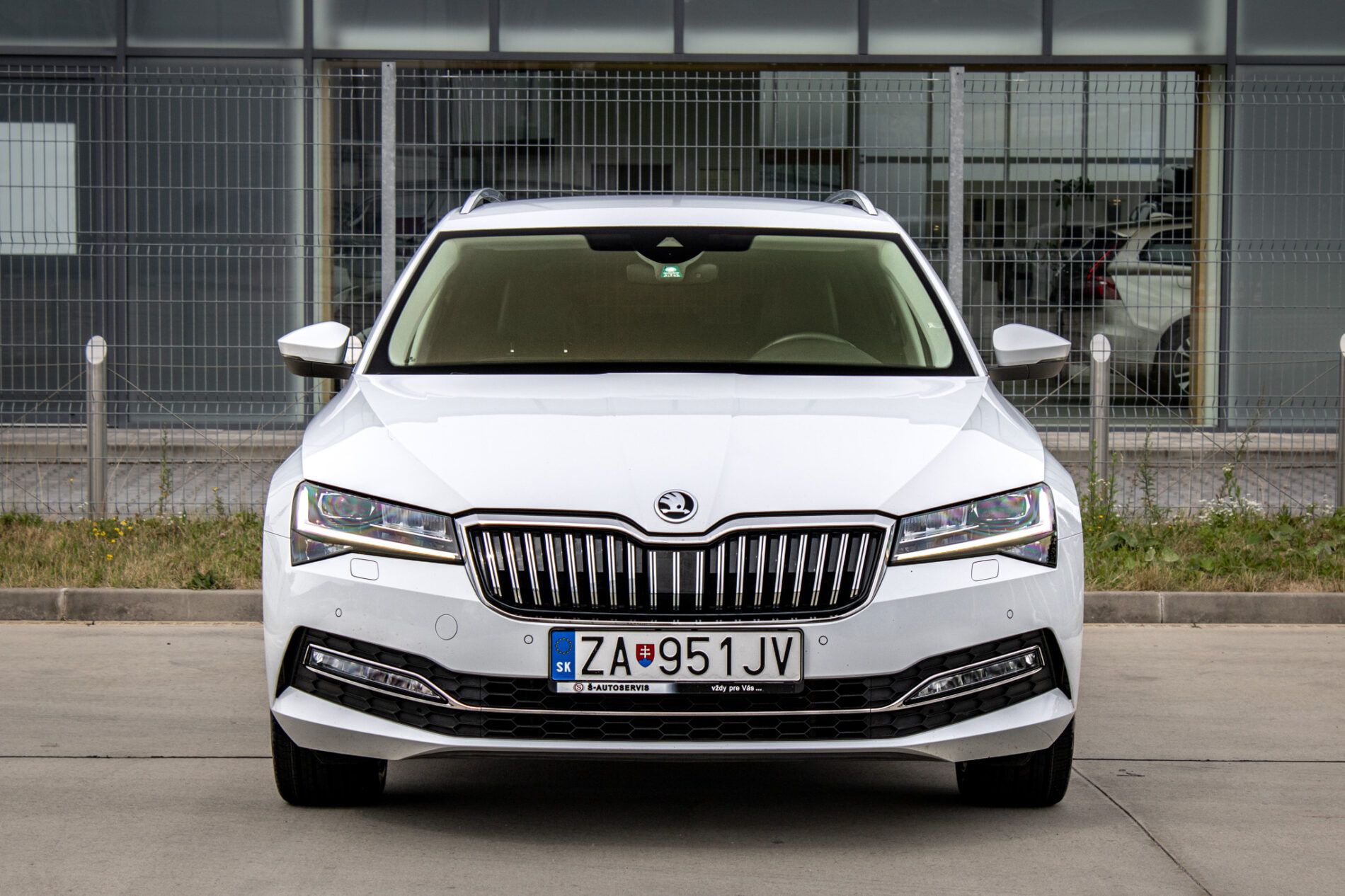 Škoda Superb - fotka 2
