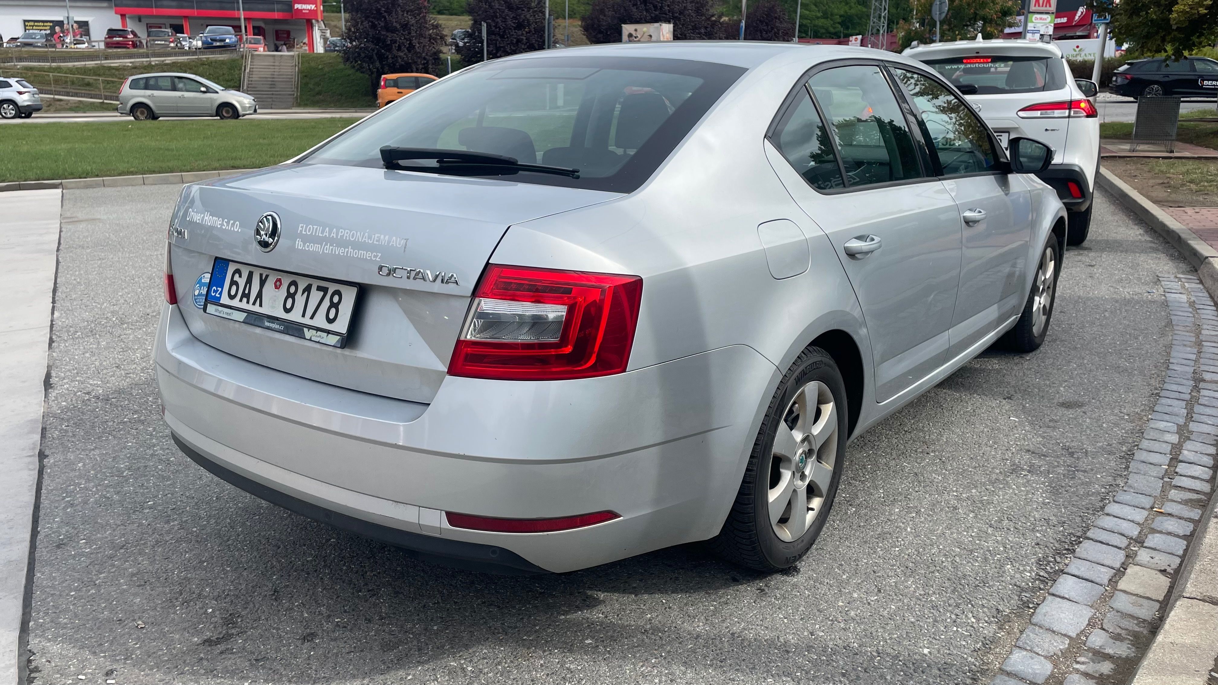 Škoda Octavia, 1.6, 85kW, EURO 6 - fotka 4