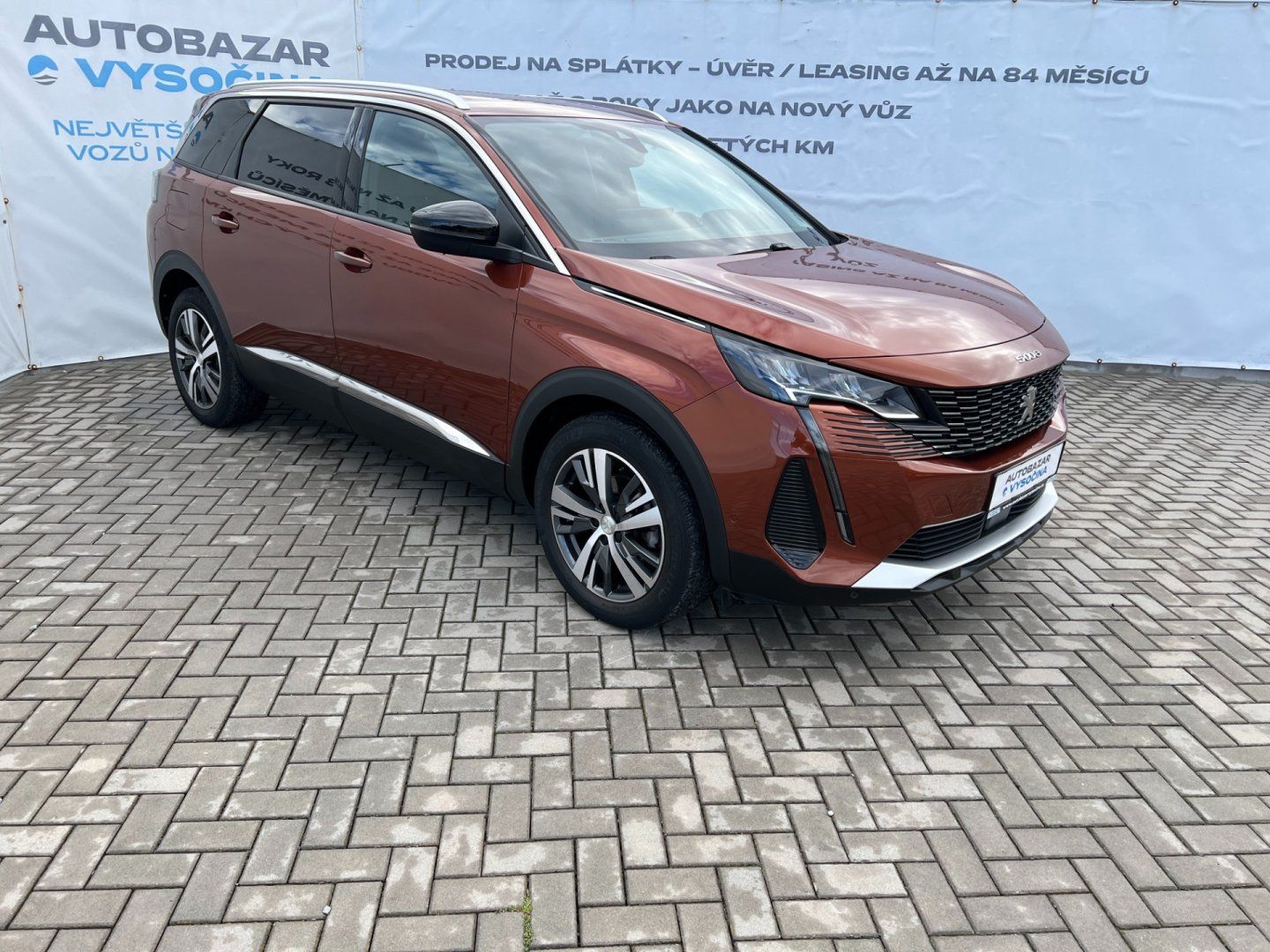 Peugeot 5008, 1.2PT 96kW ALLURE 7-míst - fotka 3
