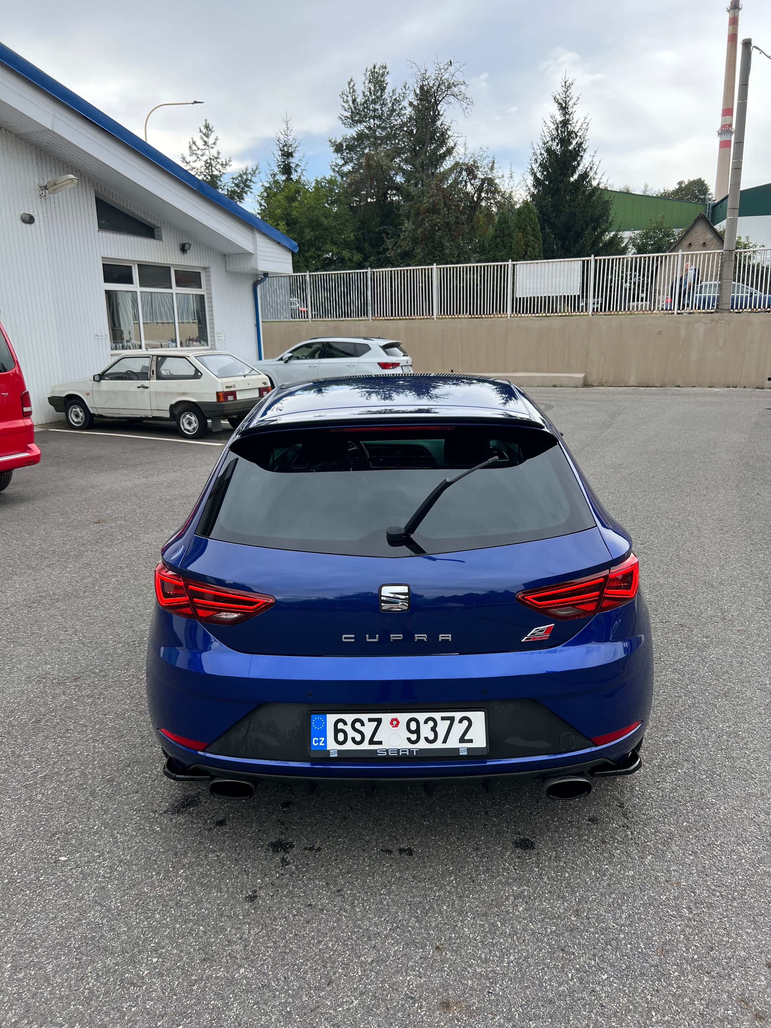 Seat Leon, Cupra 300 - fotka 4