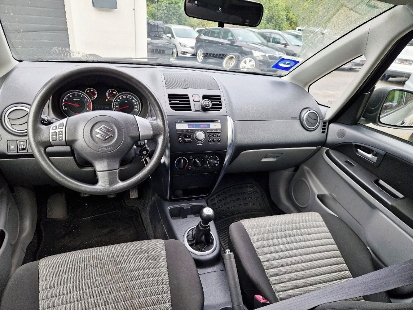 Suzuki SX4, 1.6 (88 kW), 4x4, 84 tis. km - fotka 5