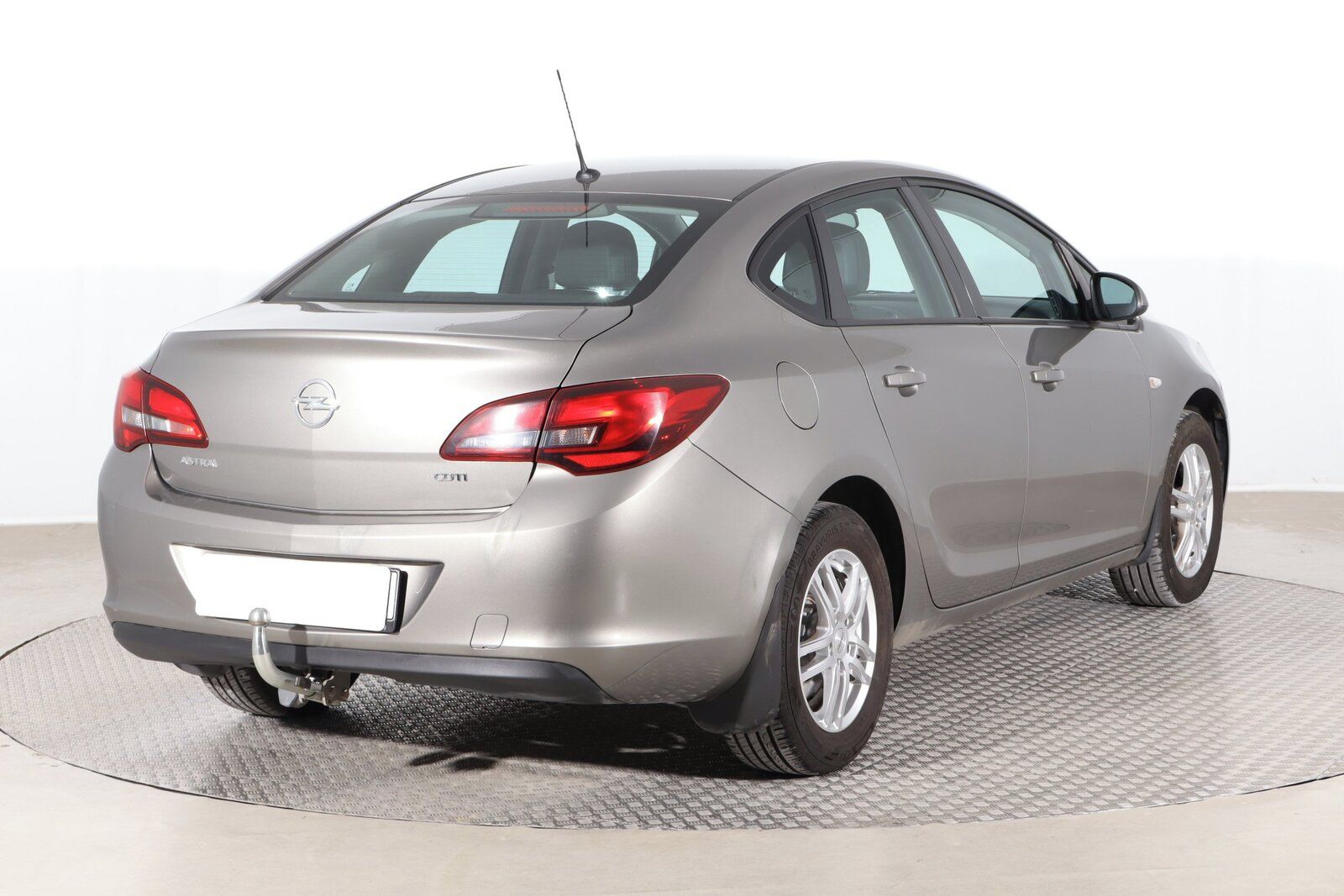 Opel Astra, 1.6 CDTI - fotka 5