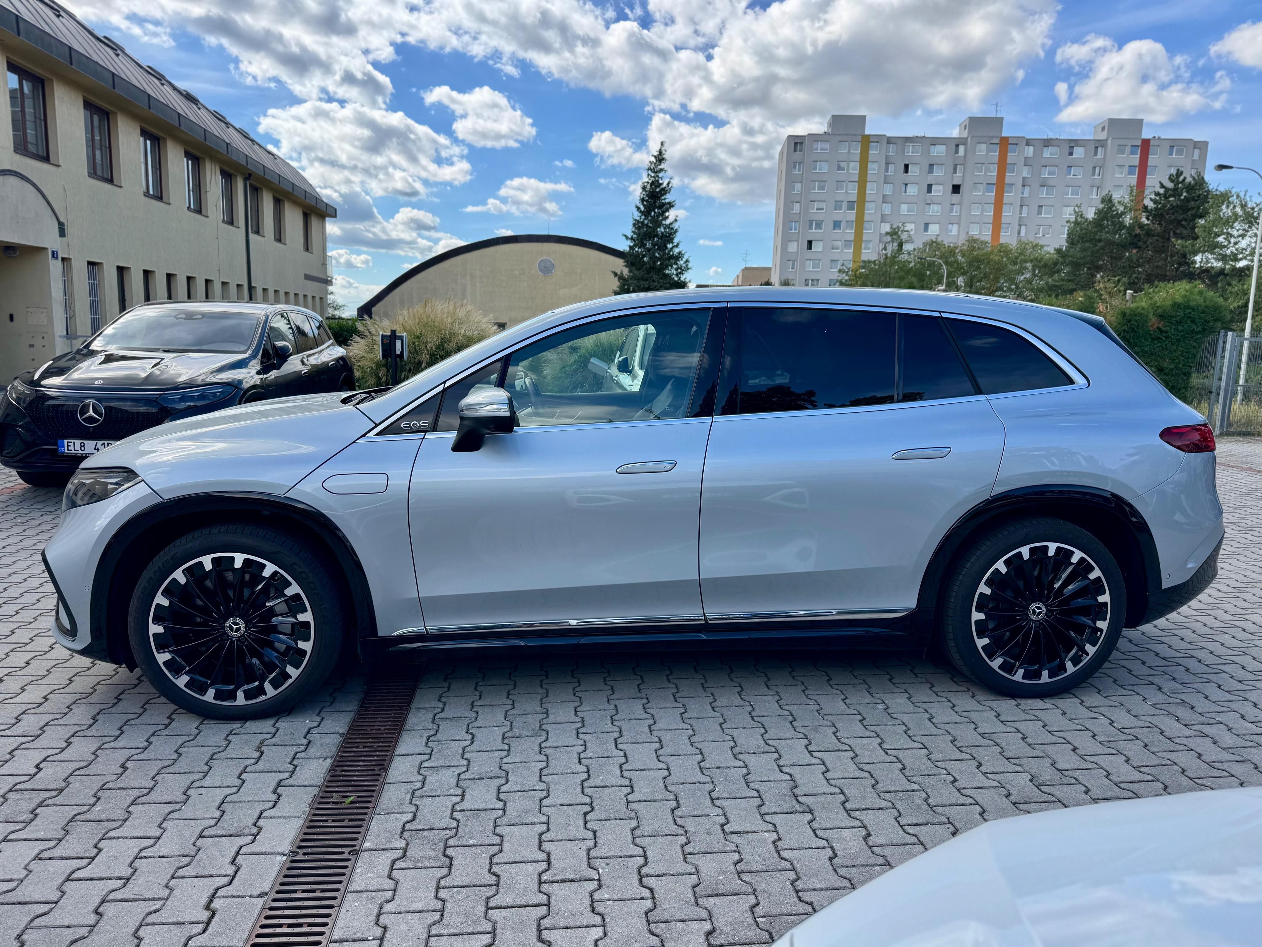 Mercedes-Benz EQS, 450 SUV 4Motion AMG vzduch - fotka 5