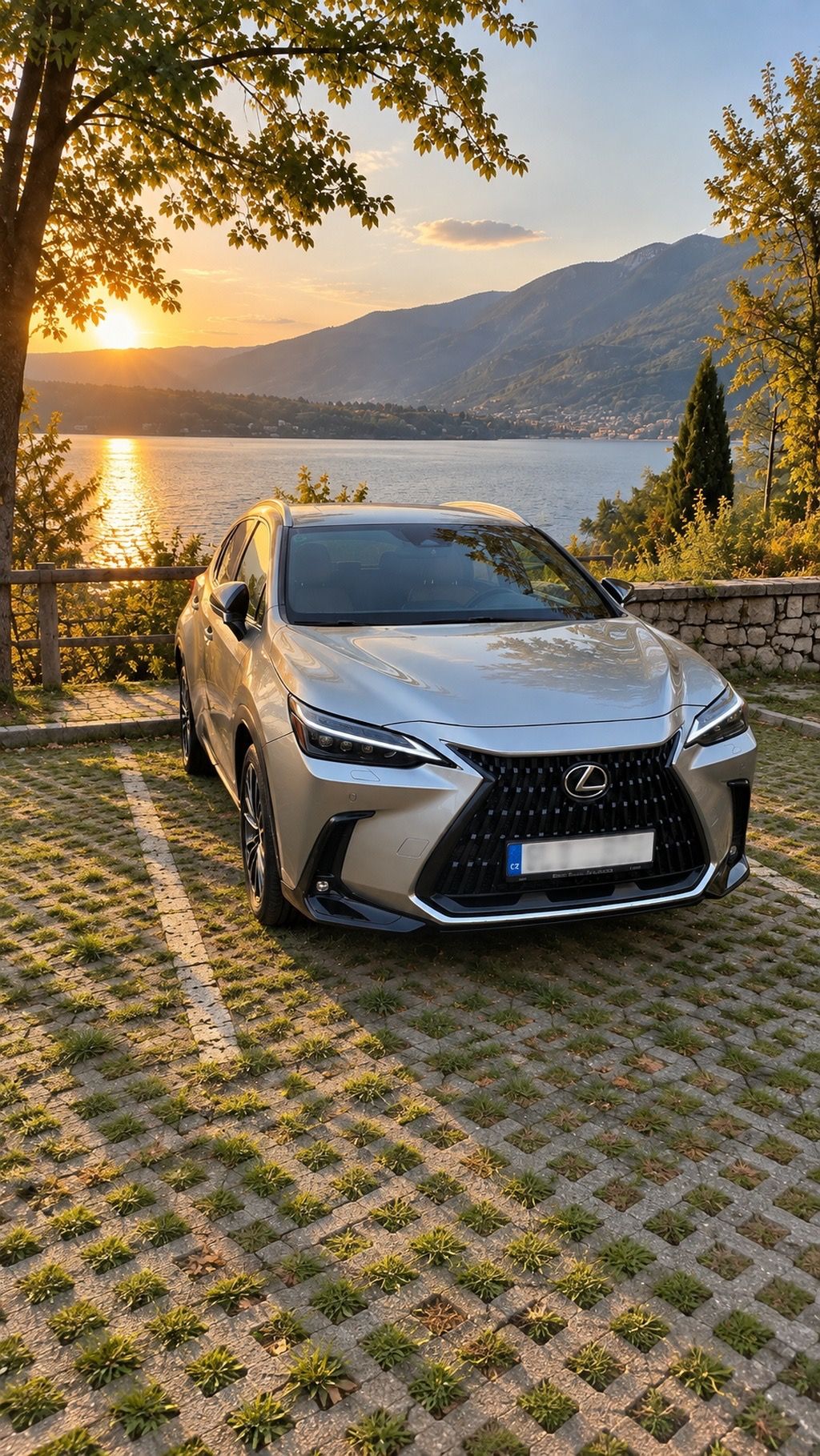 Lexus NX 450h+, Lexus NX 450h+ Plug-in Hybrid - fotka 3