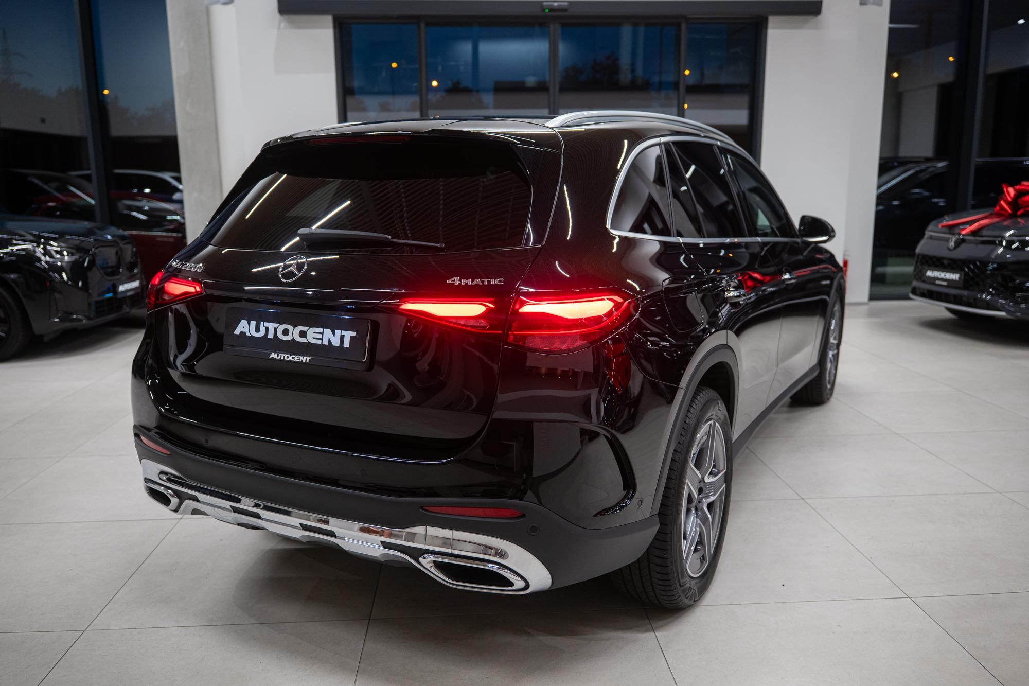 Mercedes-Benz GLC, 220d 145KW 4x4 AMG 1ČR TAŽNÉ - fotka 6