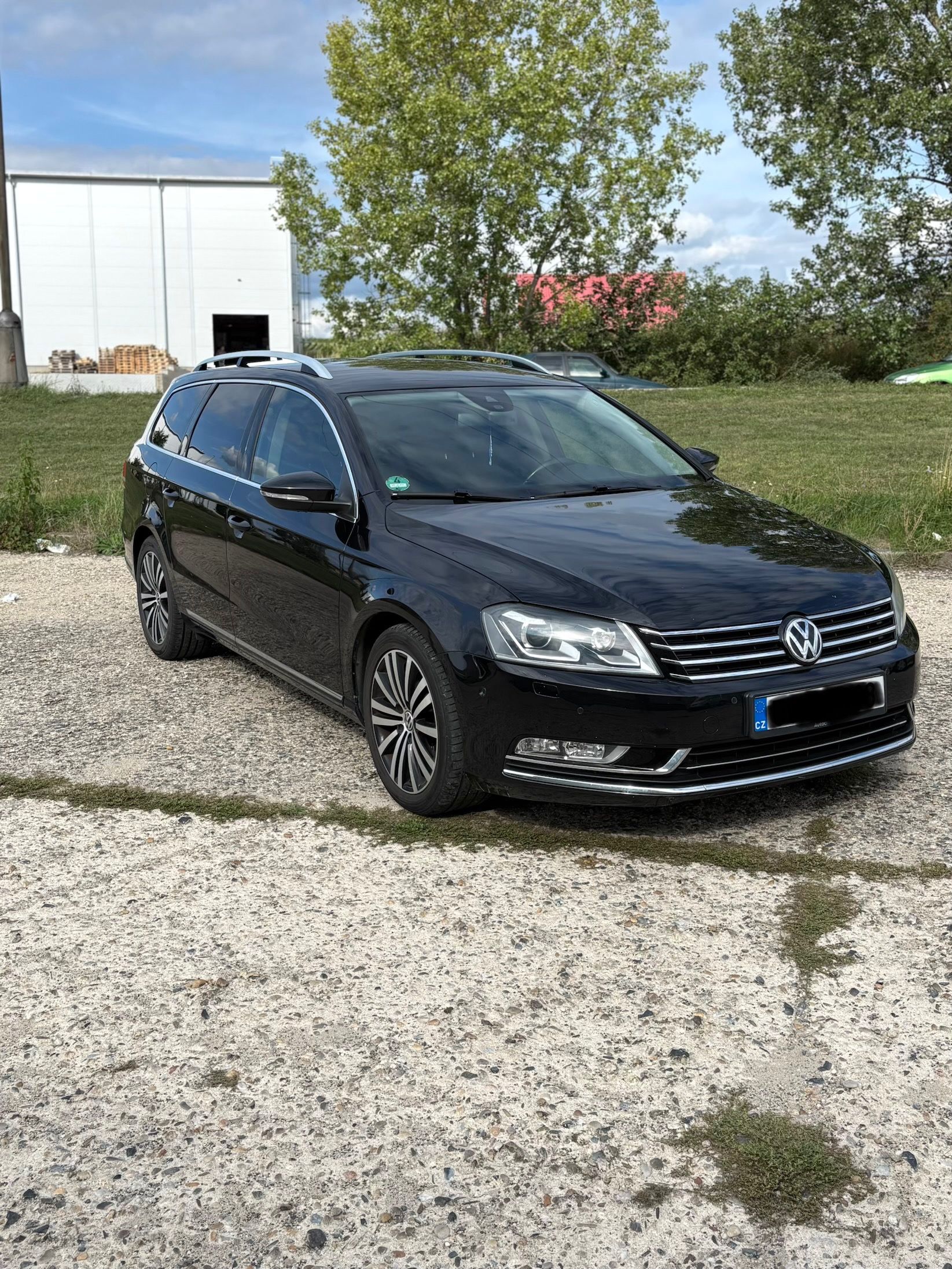 Volkswagen Passat, VW Passat kombi B7- HIGHLINE - fotka 2