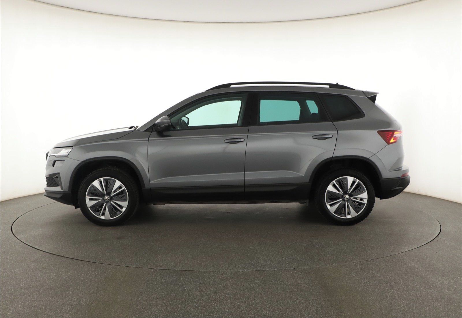 Škoda Karoq, 1.5 TSI, ČR,1.maj, Navi - fotka 3