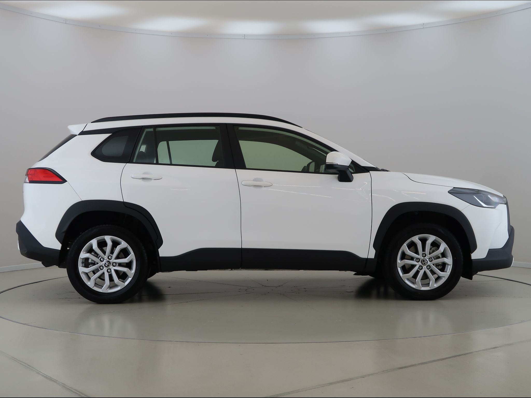 Toyota Corolla Cross, 1.8Hybrid,CZ,1Maj,Comfort - fotka 5