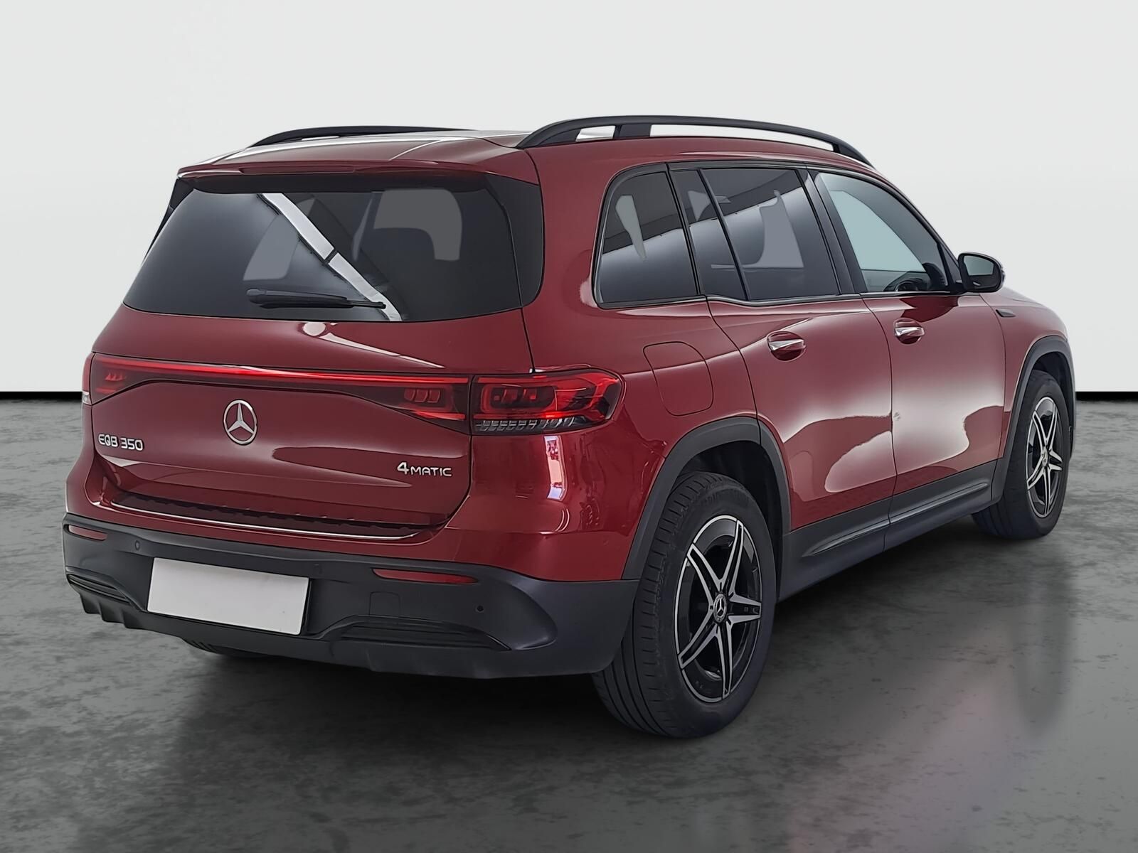 Mercedes-Benz EQB, EQB 350 4MATIC, SoH 99% - fotka 5