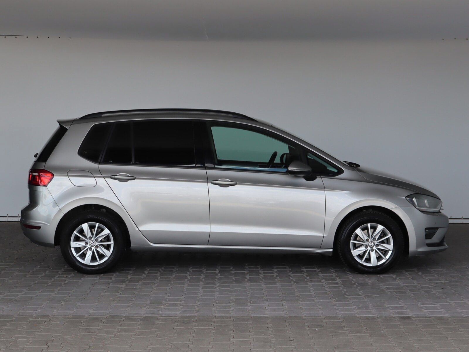 Volkswagen Golf Sportsvan, 1.6 TDI, Automat, Serv.kniha - fotka 6