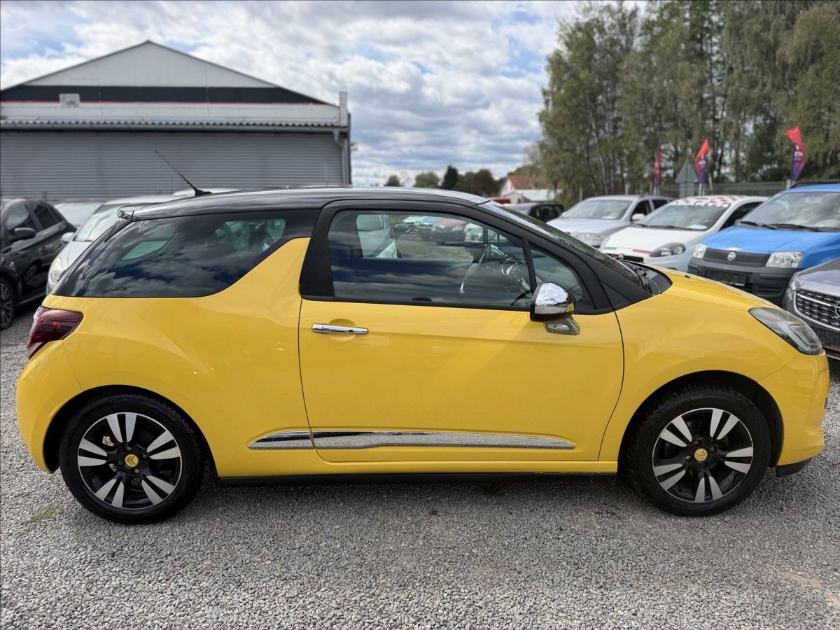 Citroën DS3, 1,2 3.dveř - fotka 4