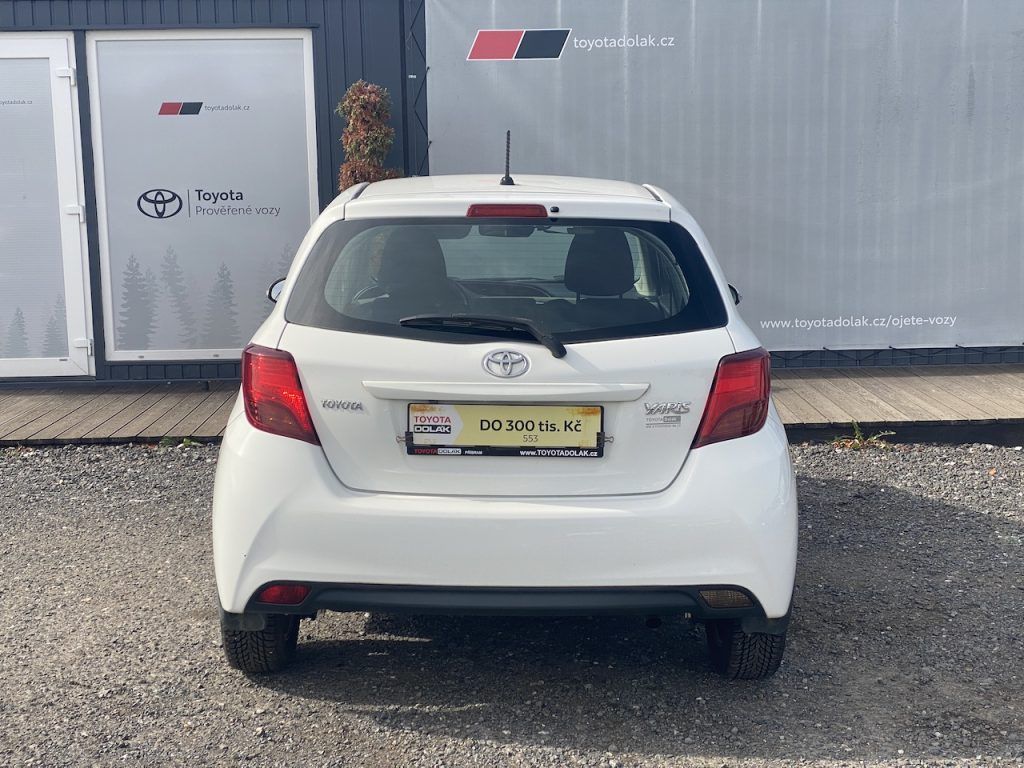 Toyota Yaris, 1.33i, ČR, Trend, manual - fotka 6