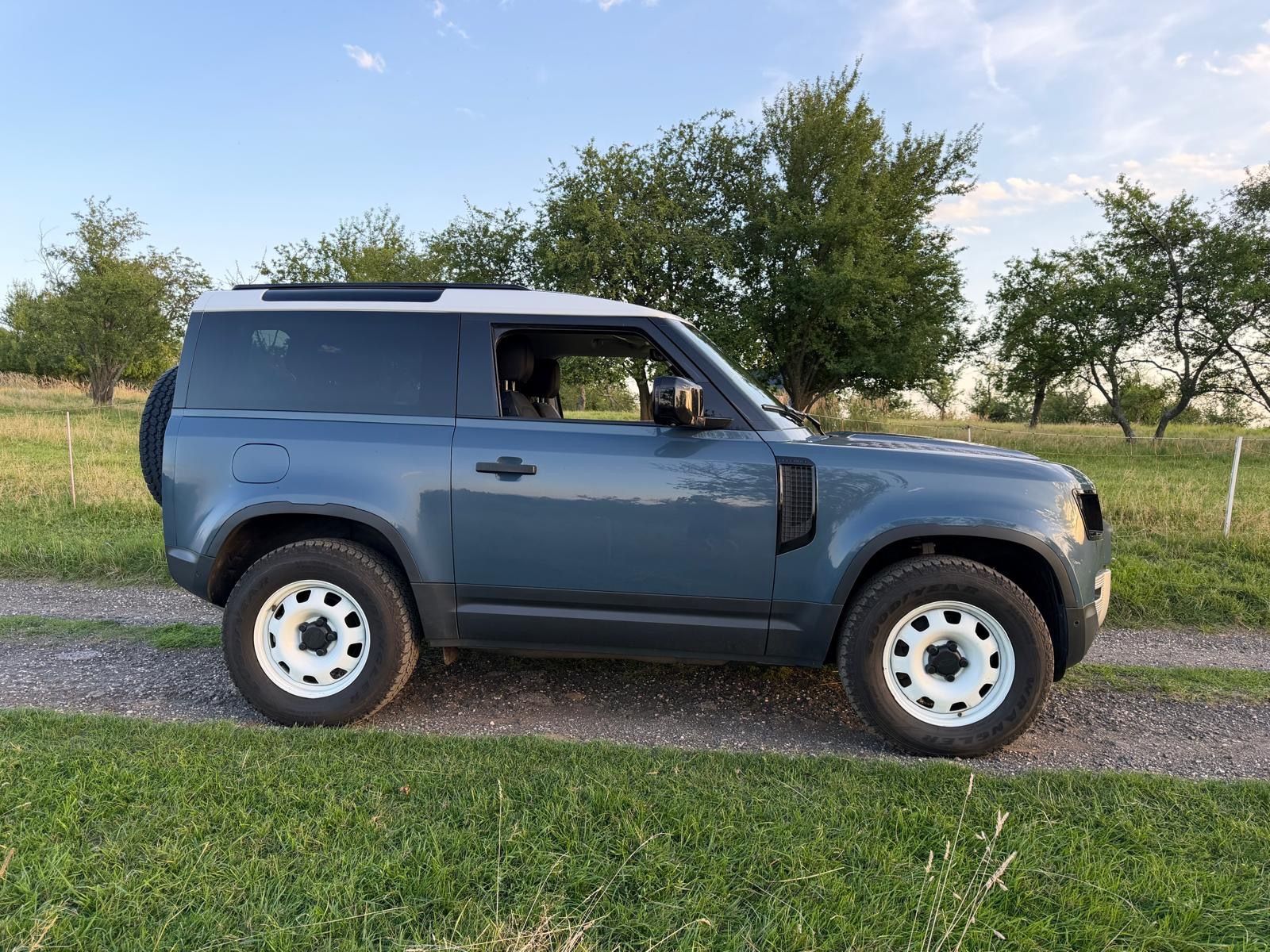Land Rover Defender, Land Rover Defender 90 - fotka 3