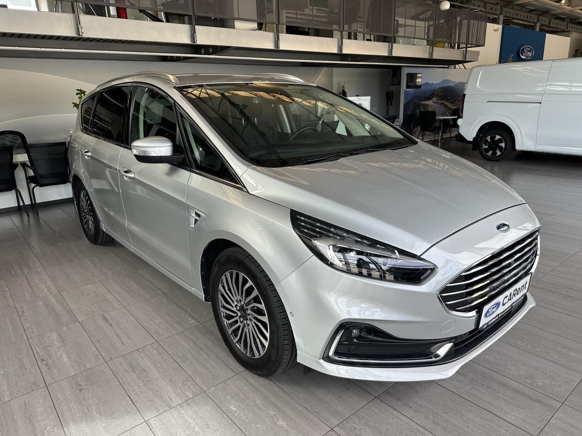 Ford S-MAX, Titanium 2.5i HEV 190k aut. - fotka 3