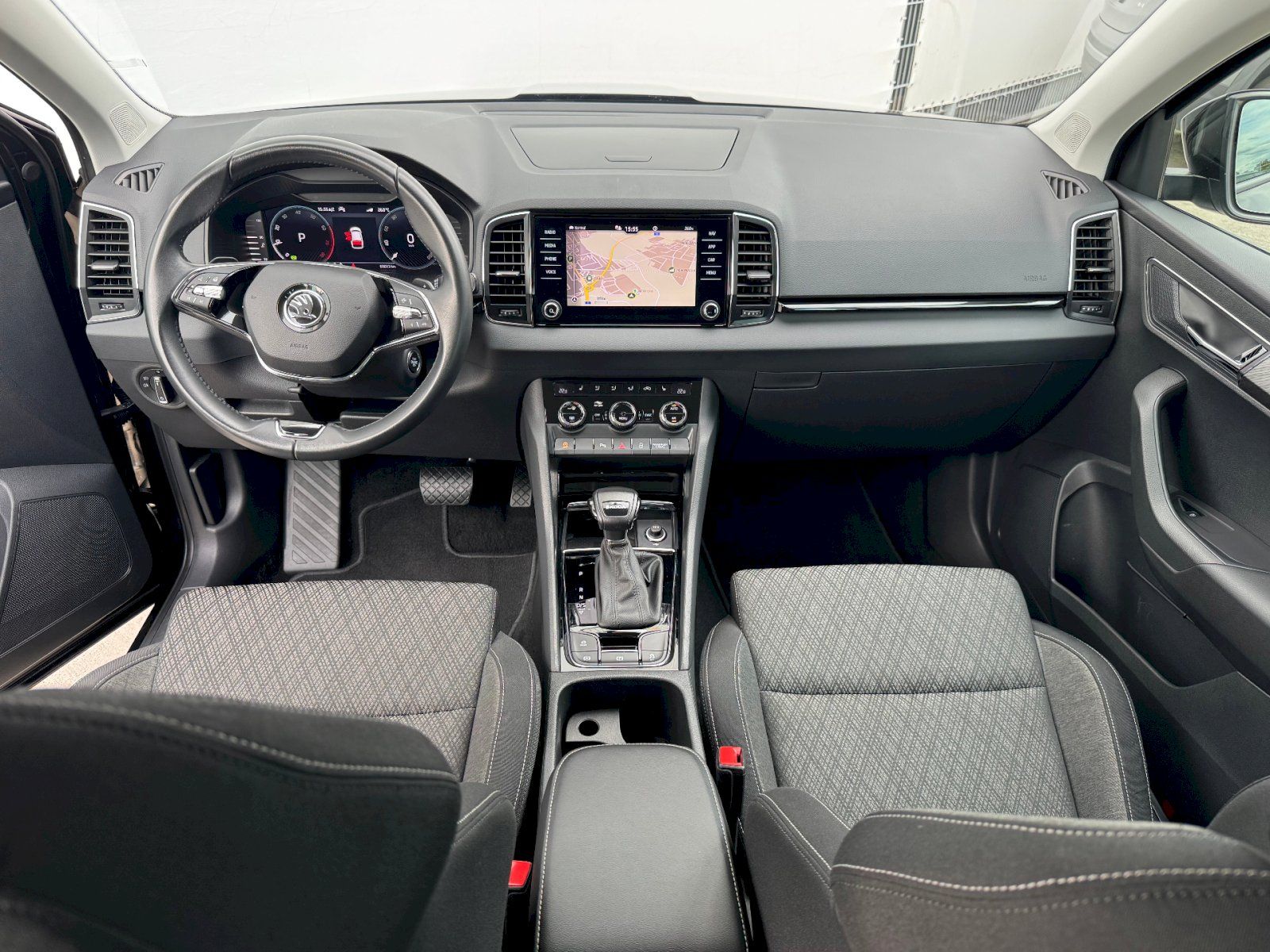 Škoda Karoq, DSG 1.5 TSI 110 kW Style Plus - fotka 5