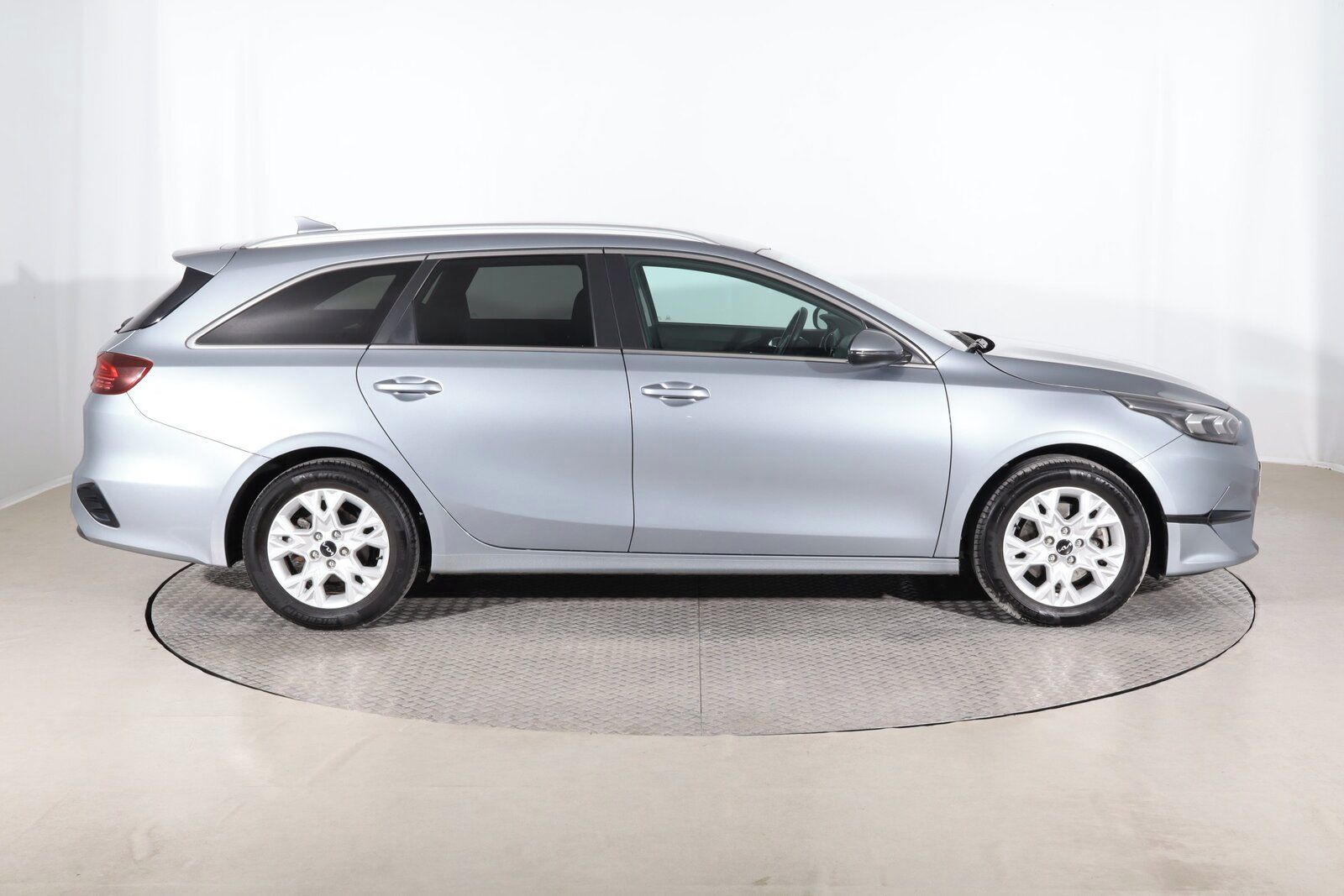Kia Cee´d, 1.5 T-GDI, Gold, Serv.kniha - fotka 6