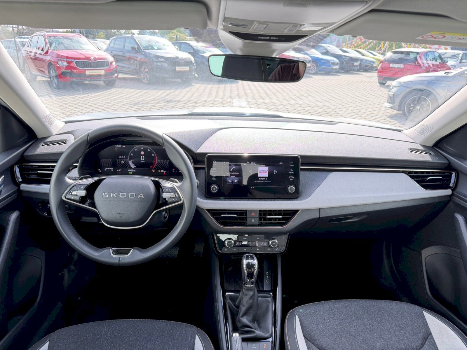 Škoda Kamiq, Top Selection 1,0 TSI 85kW DSG - fotka 5