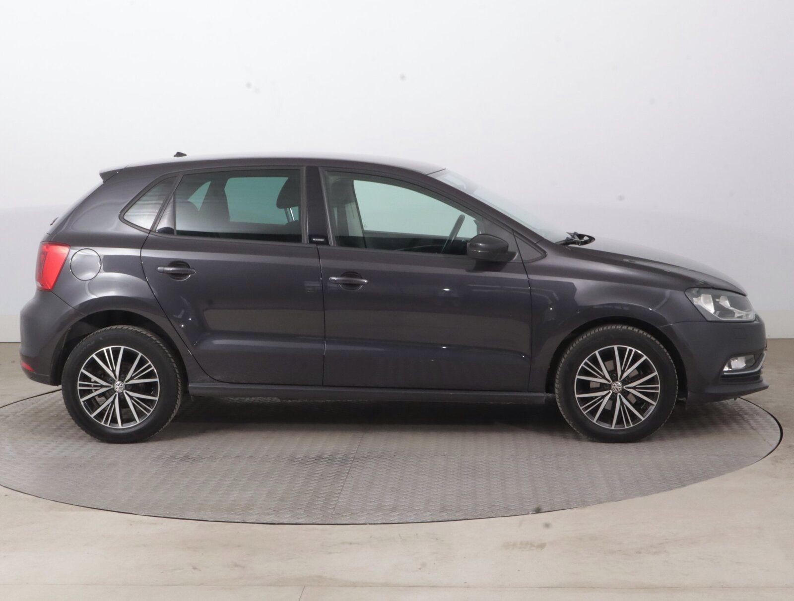 Volkswagen Polo, 1.2 TSI, Serv.kniha - fotka 6