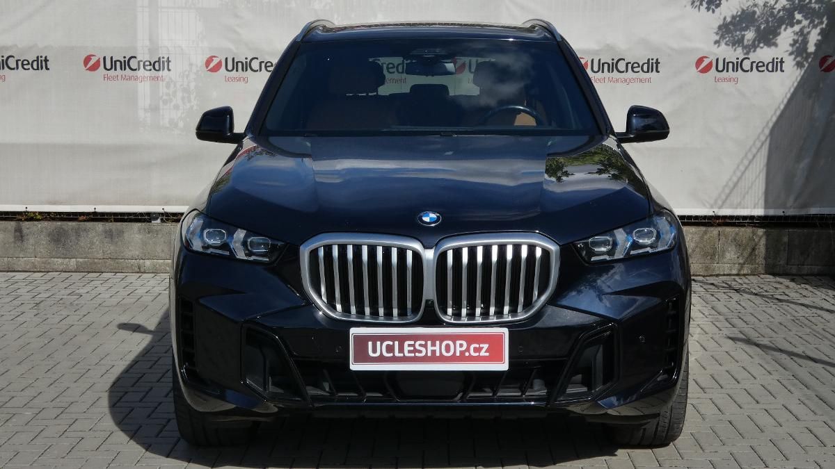 BMW X5, 30d xDrive M Sport - fotka 2