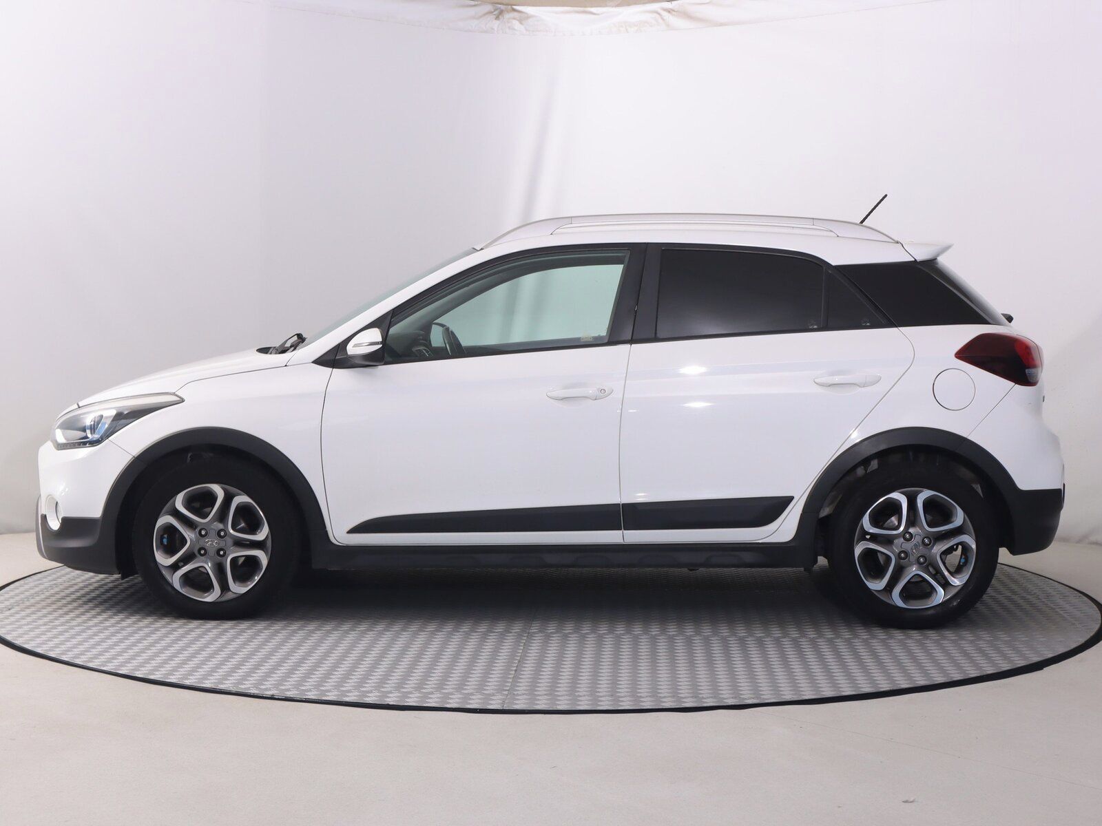 Hyundai i20, 1.0 T-GDI, Serv.kniha - fotka 3