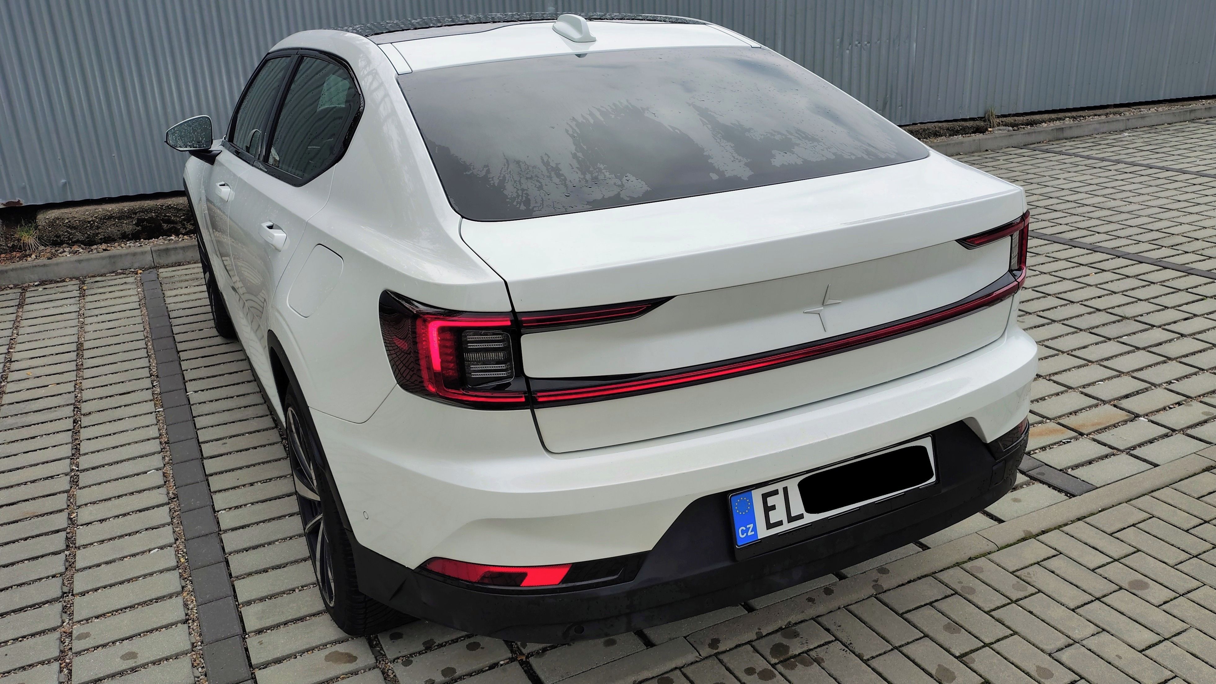 Polestar 2, Long Range Dual Motor 78kWh - fotka 4