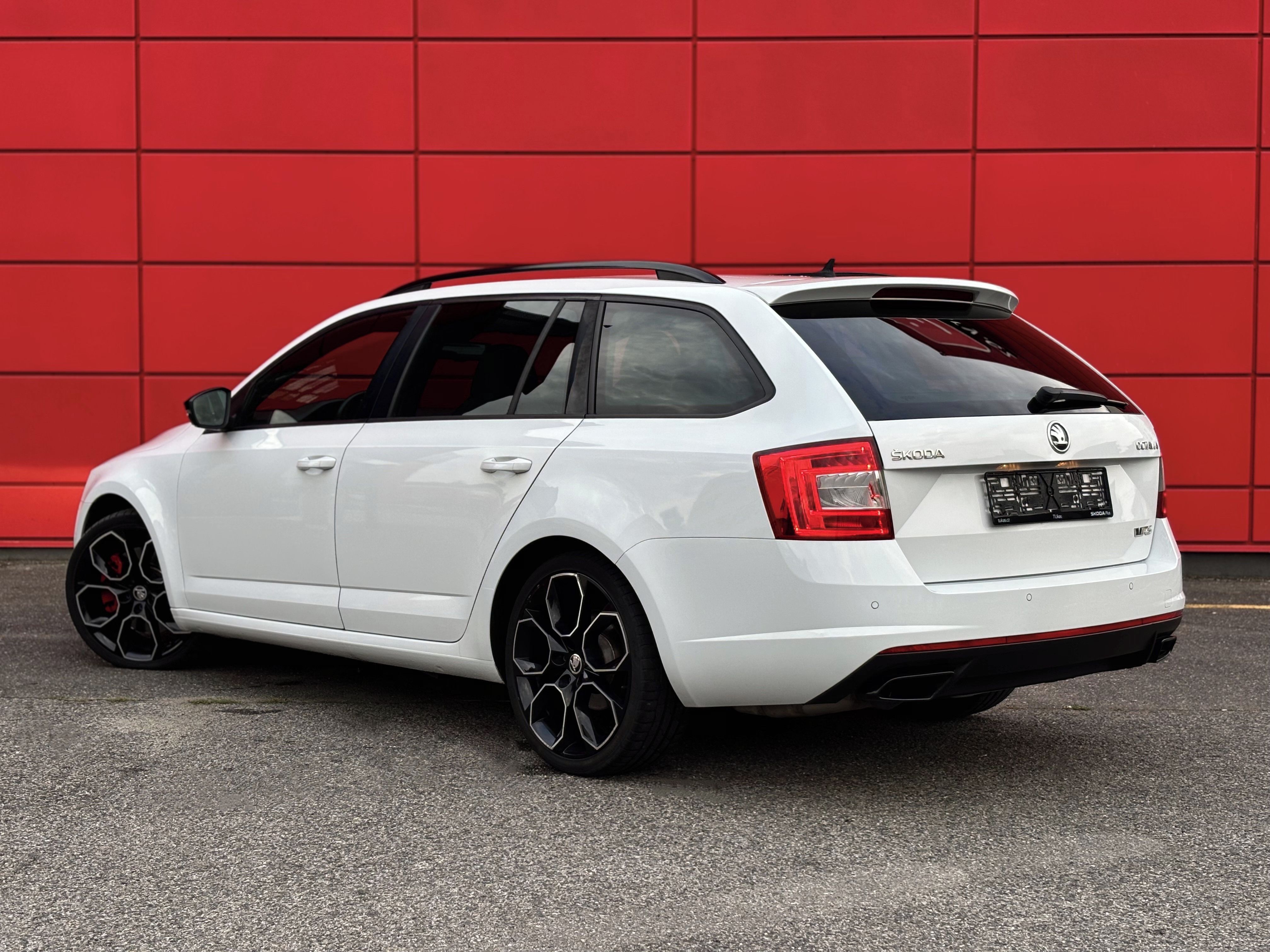 Škoda Octavia, 2.0 TSI 169kW DSG VAQ Webasto - fotka 3
