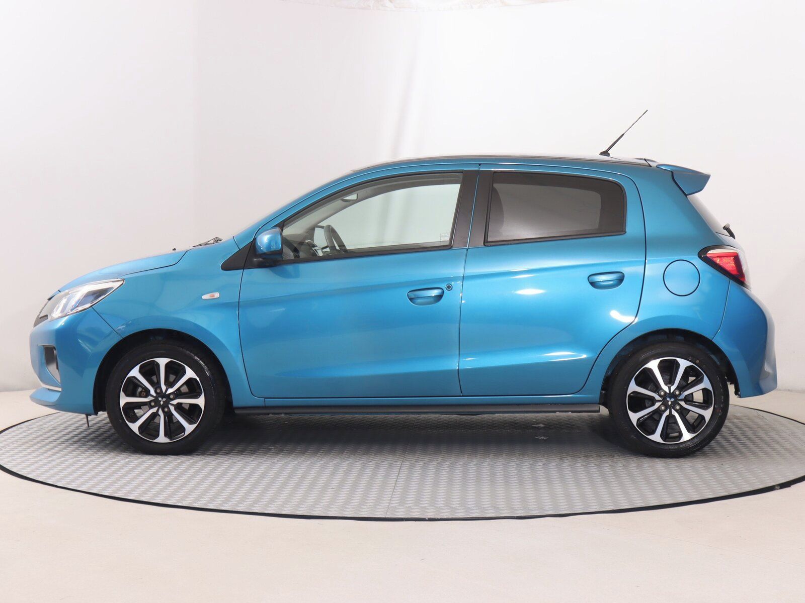 Mitsubishi Space Star, 1.2 MIVEC, Intense, Automat - fotka 3