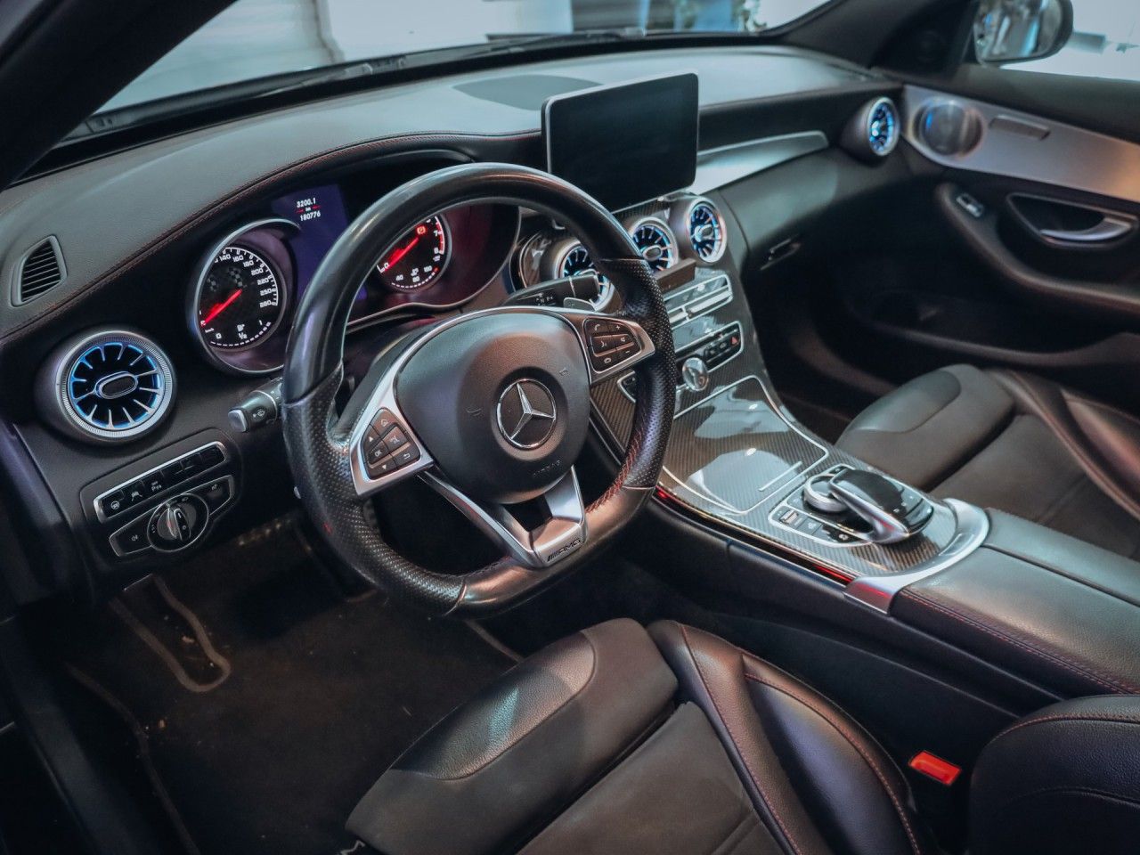 Mercedes-Benz Třídy C, C 43 AMG 4Matic - fotka 5