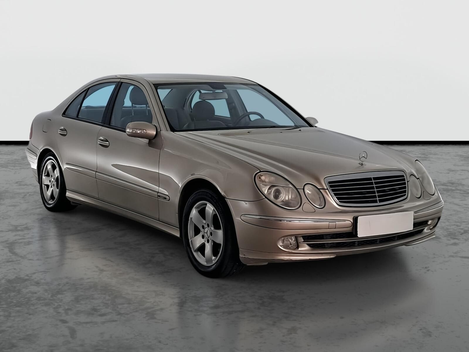 Mercedes-Benz Třídy E, 320, Automat, po STK, Tažné