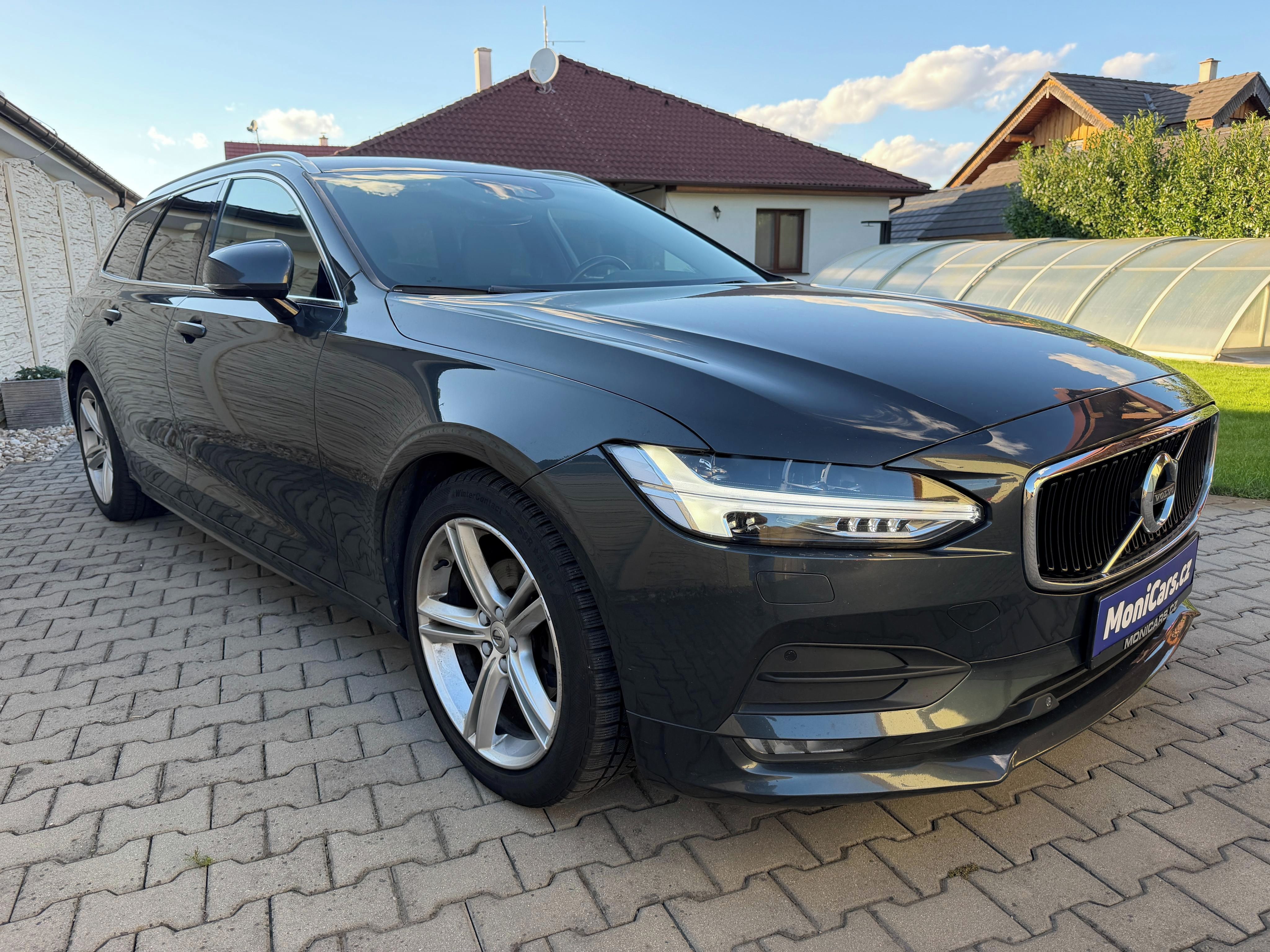 Volvo V90, 2.0 D4 140kW AWD, ČR, DPH - fotka 3