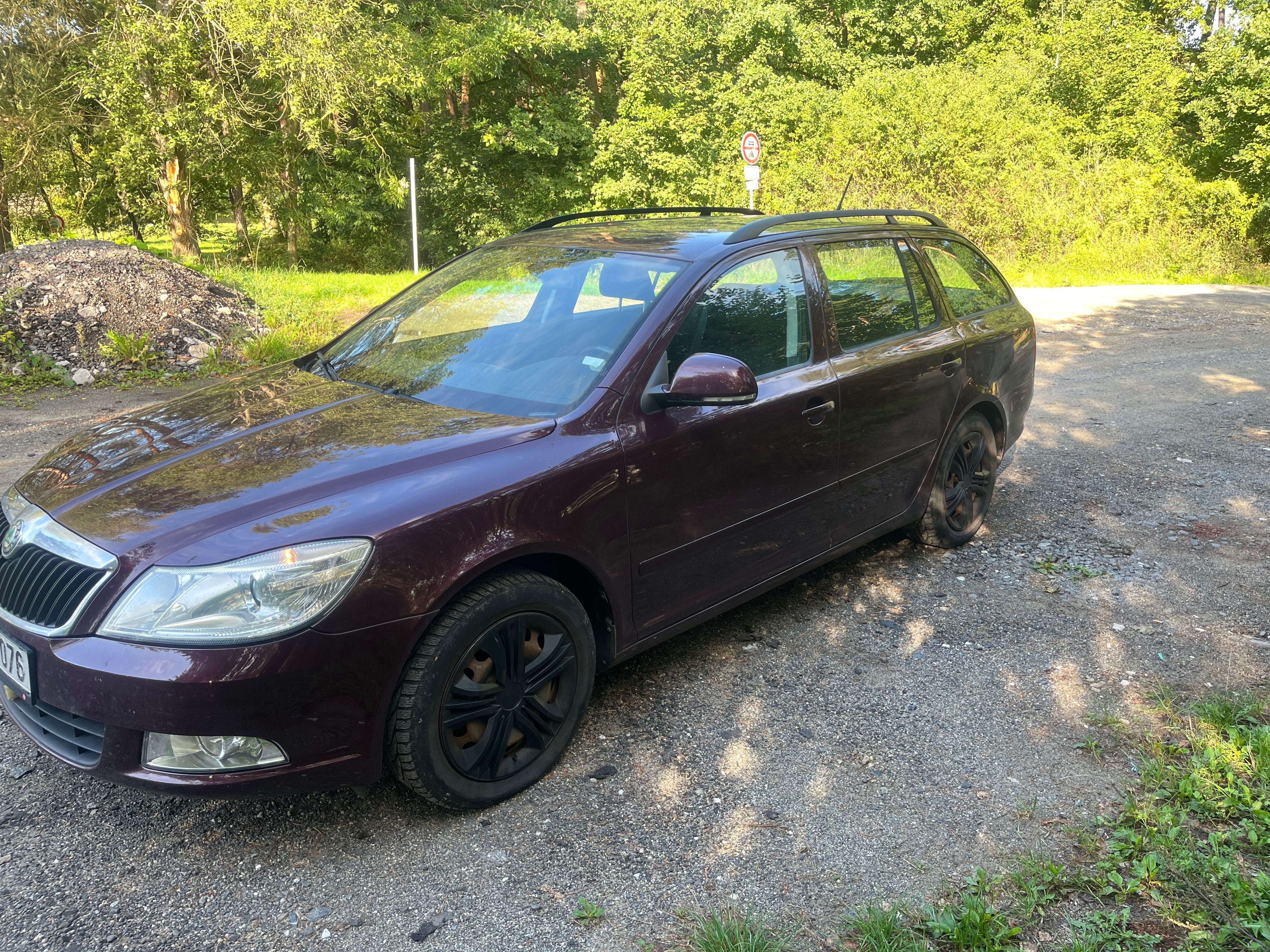 Škoda Octavia, 1.6 TDI - Elegance, STK 09/27 - fotka 4