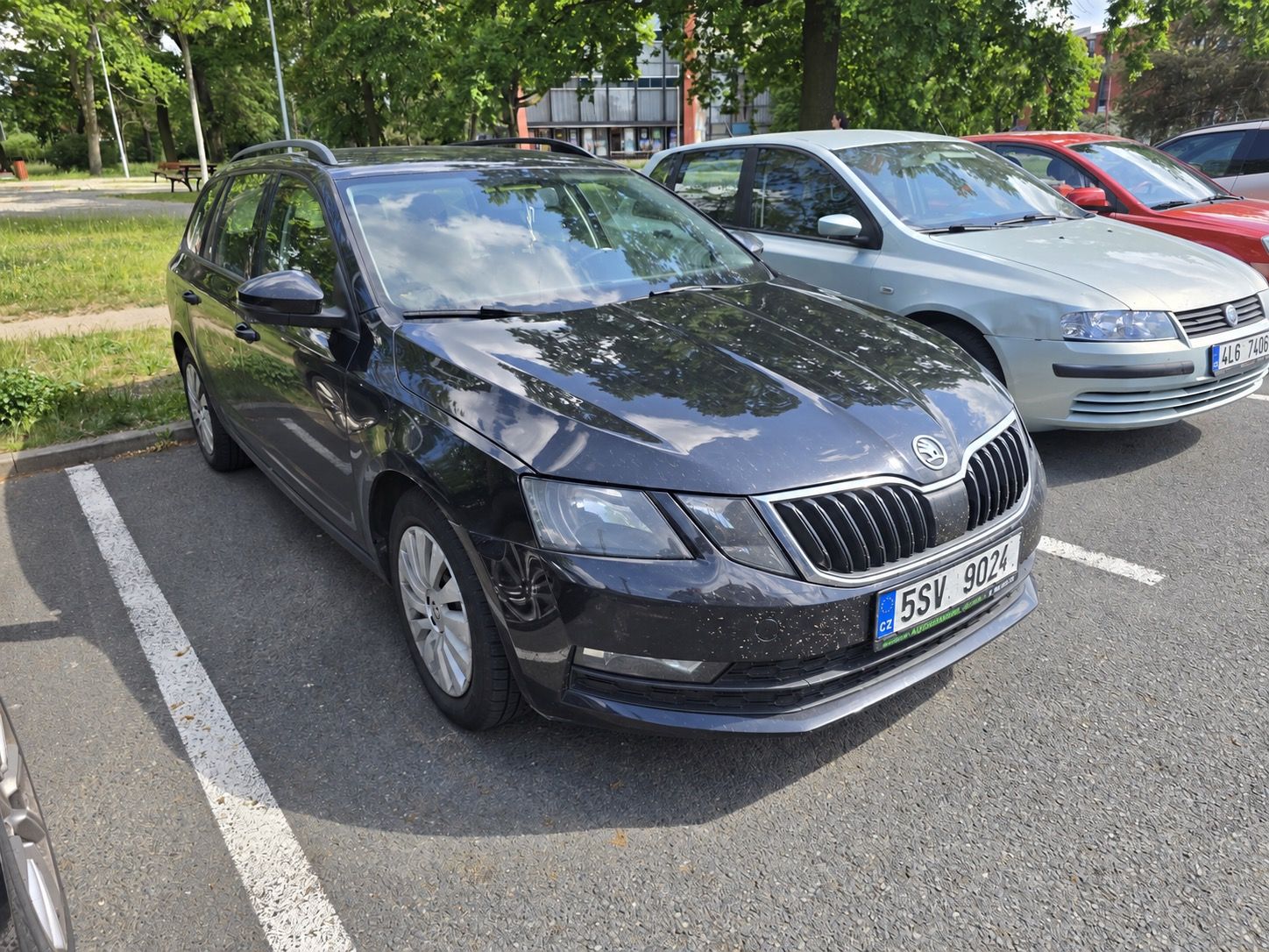 Škoda Octavia, automat, CNG, kožený paket - fotka 2
