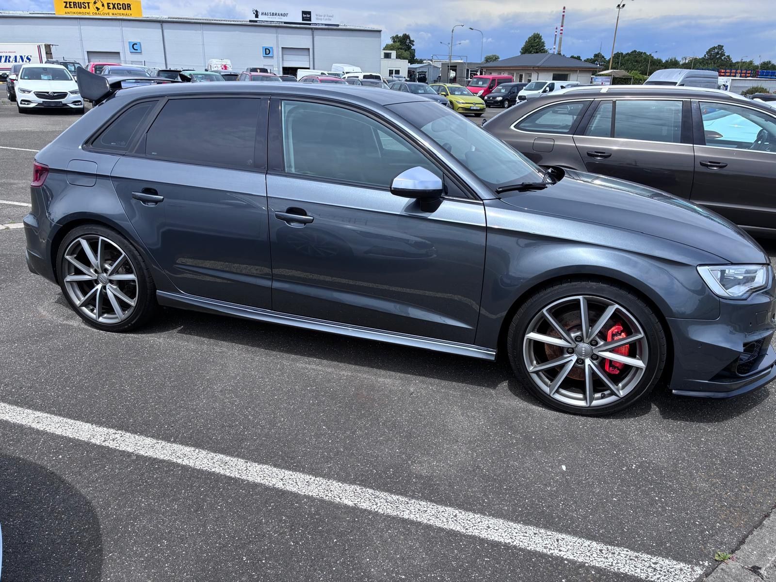 Audi S3 - fotka 3