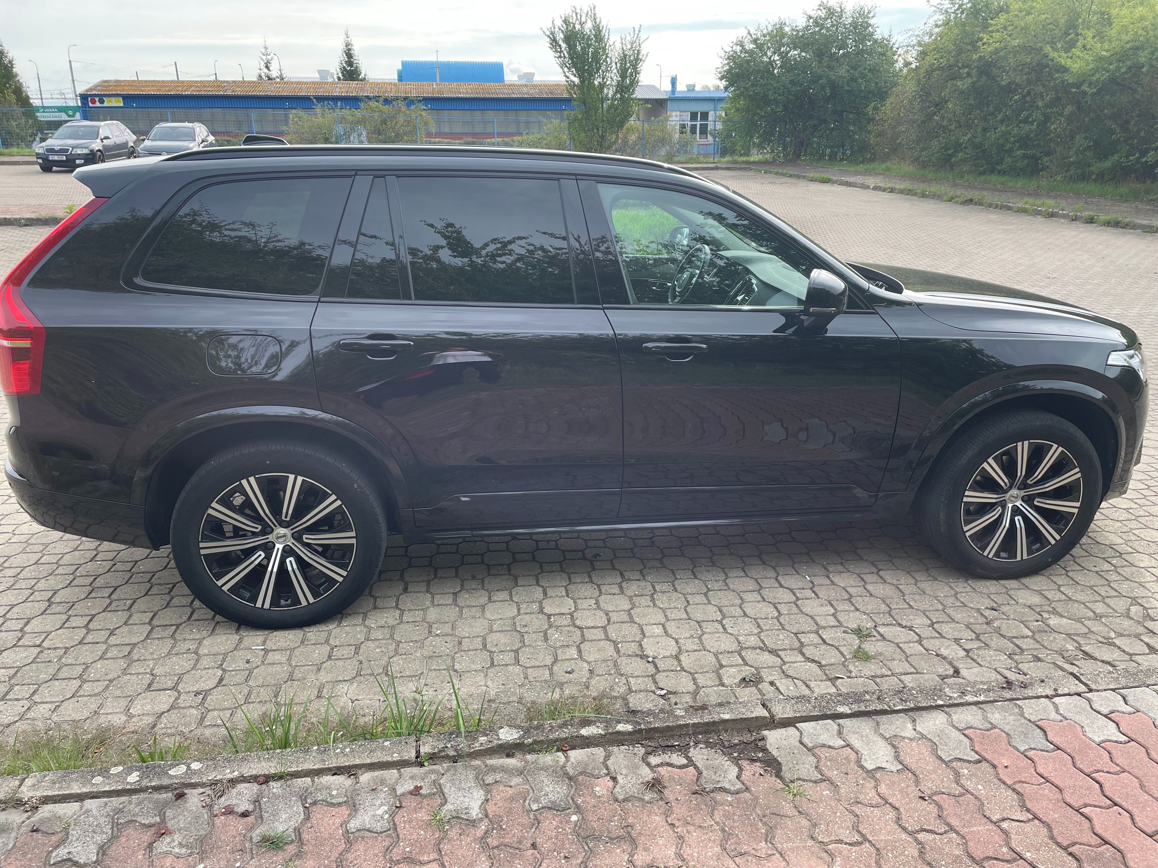 Volvo XC90, B5 AWD MILD HYBRID - fotka 3