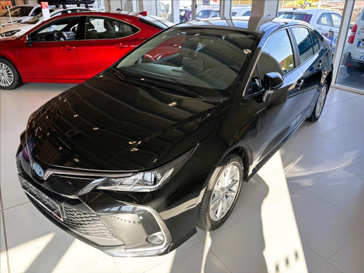 Toyota Corolla, 1,8   SD Comfort Tech HEV - fotka 3