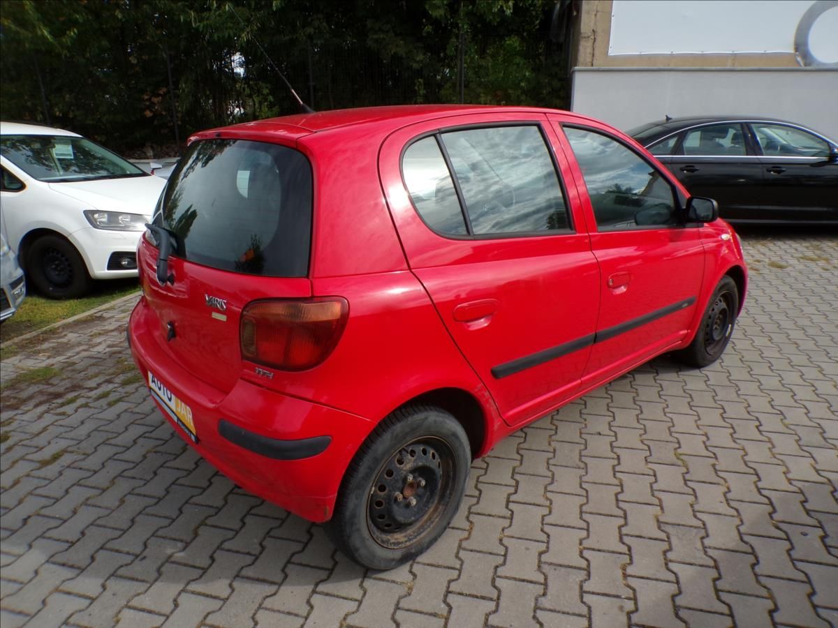 Toyota Yaris, 1,0 VVT-i - fotka 5
