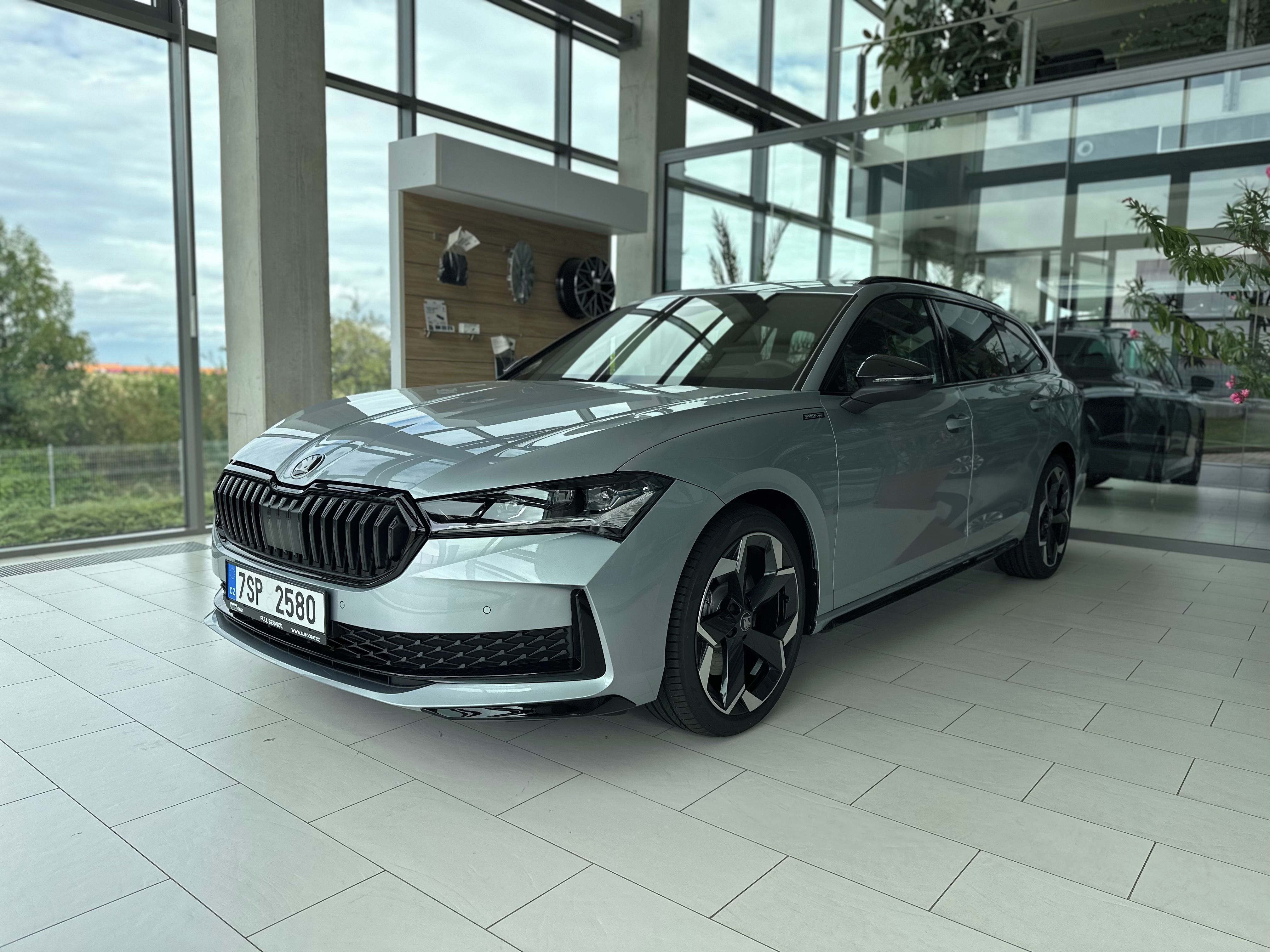 Škoda Superb, Sportline 2,0 TDI 142 kW 4x4 - fotka 3