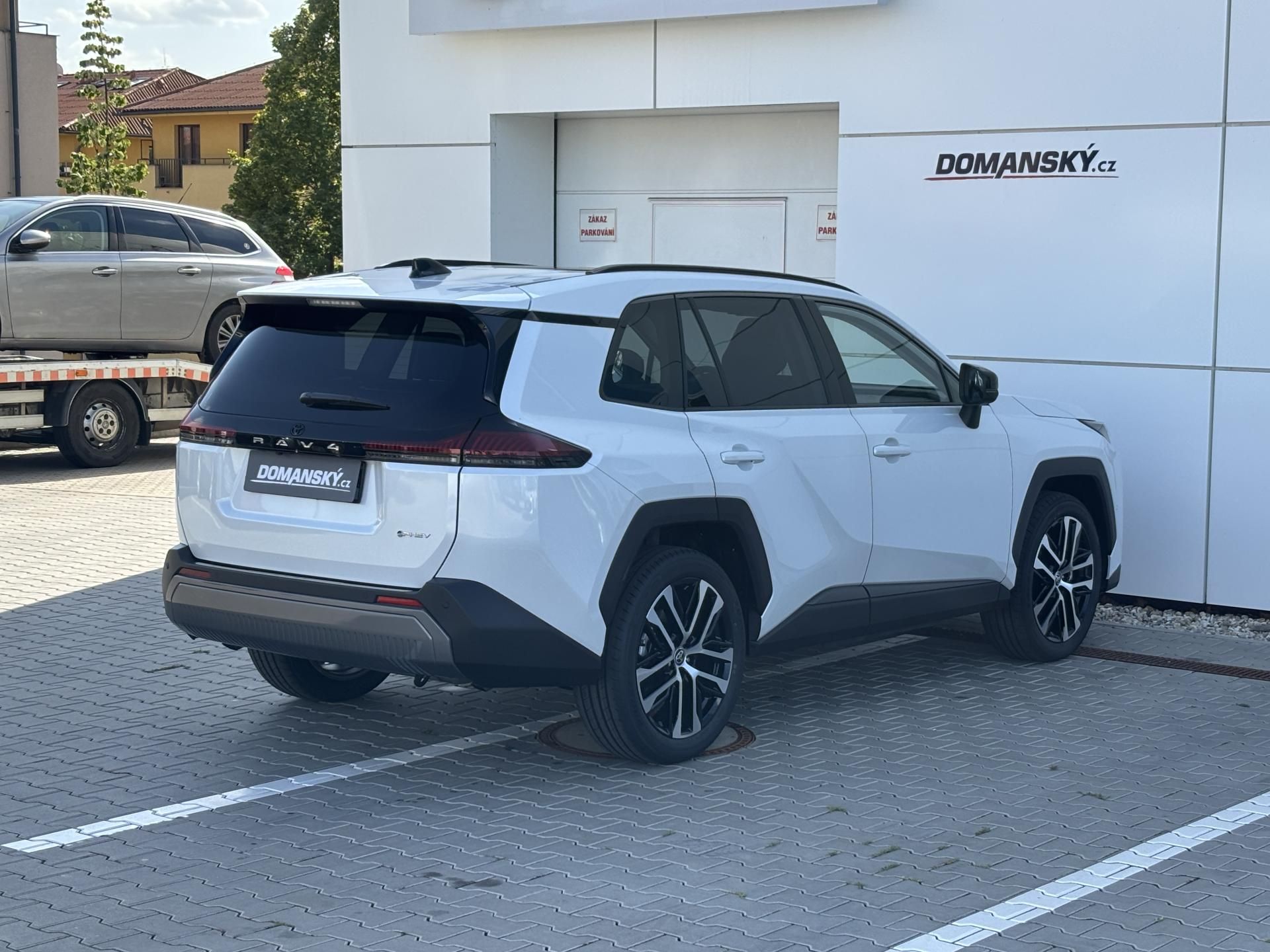 Toyota Rav4, EXECUTIVE Skyview 2,5 PHEV 4x4 - fotka 3