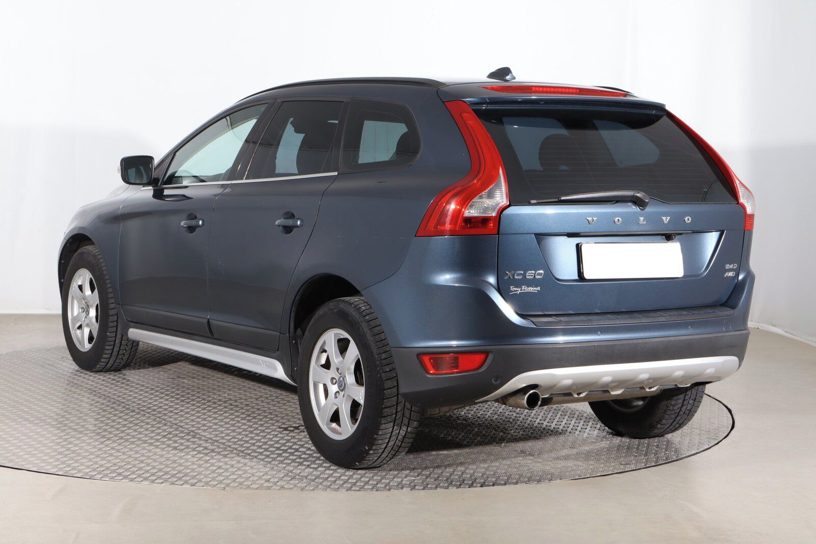 Volvo XC60, D3, 4X4 - fotka 4