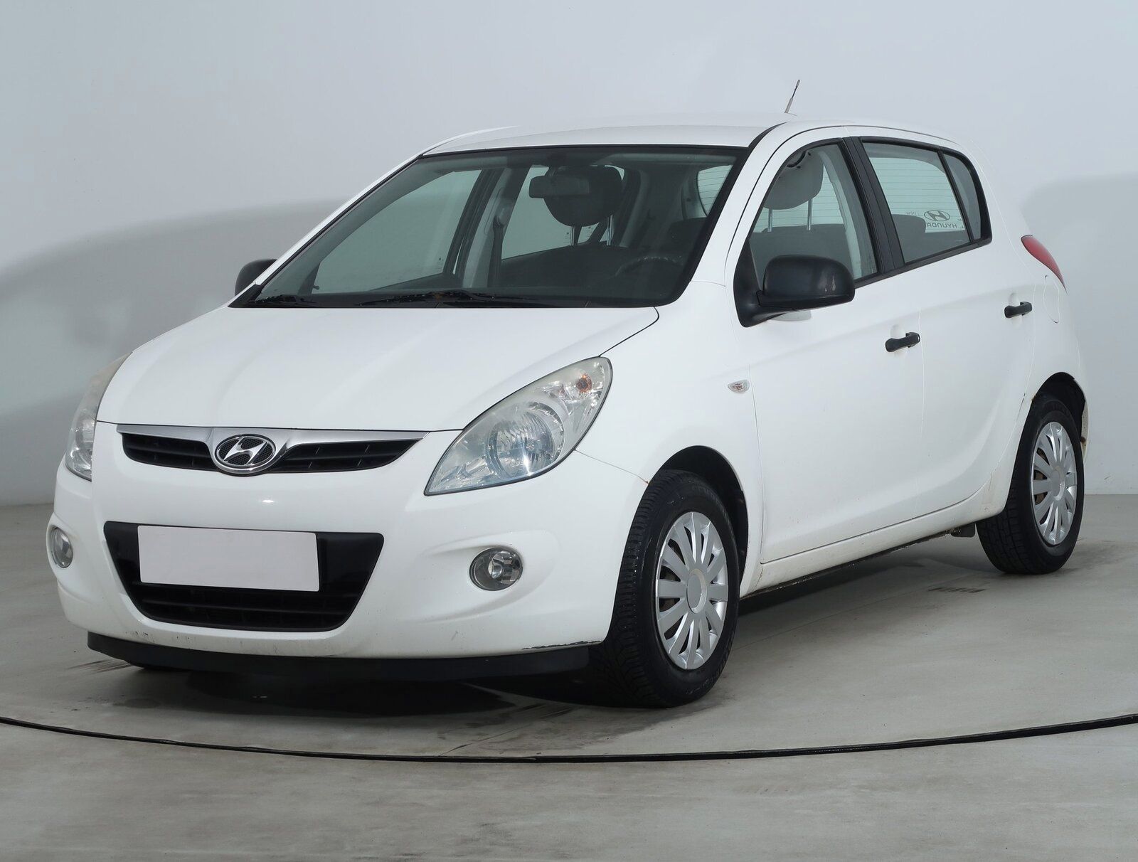 Hyundai i20, 1.2, po STK, levný provoz - fotka 2