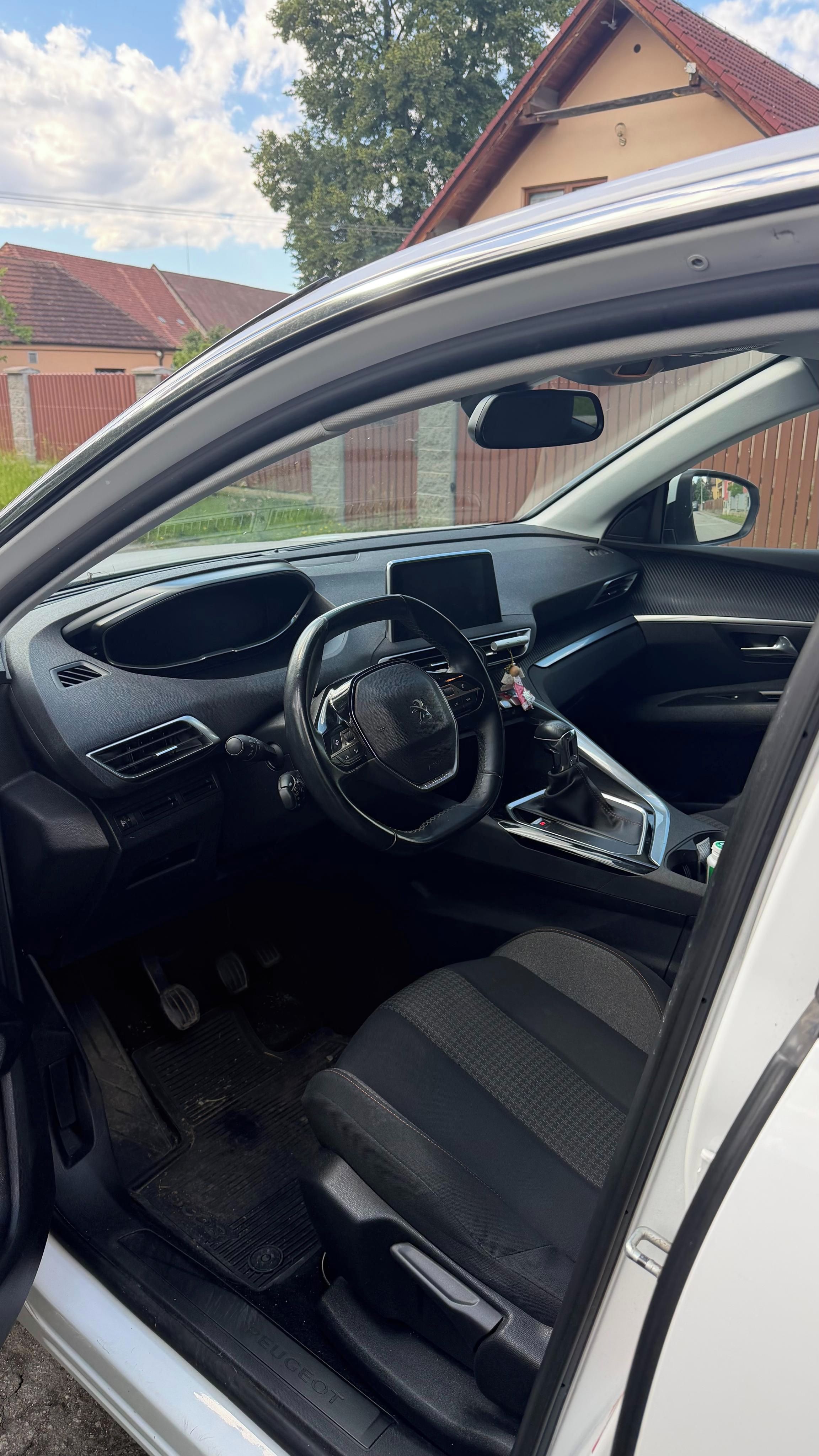 Peugeot 3008 - fotka 5