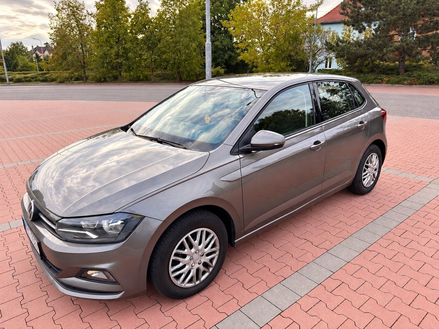 Volkswagen Polo, VW Polo 85 kW, 1. majitel - fotka 2