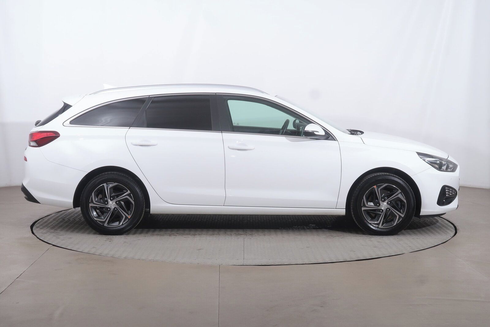 Hyundai i30, 1.5 DPI - fotka 6