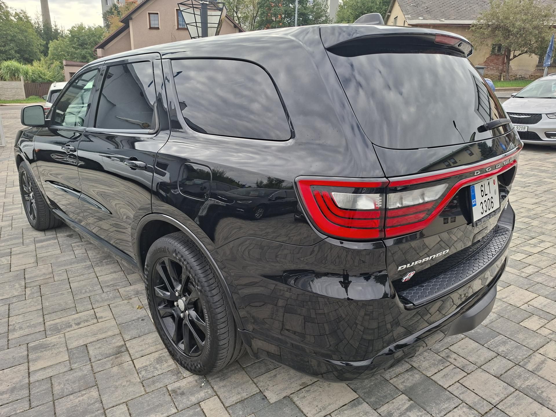 Dodge Durango, 5,7L V8 HEMI 4x4, 6míst, Alcan - fotka 5
