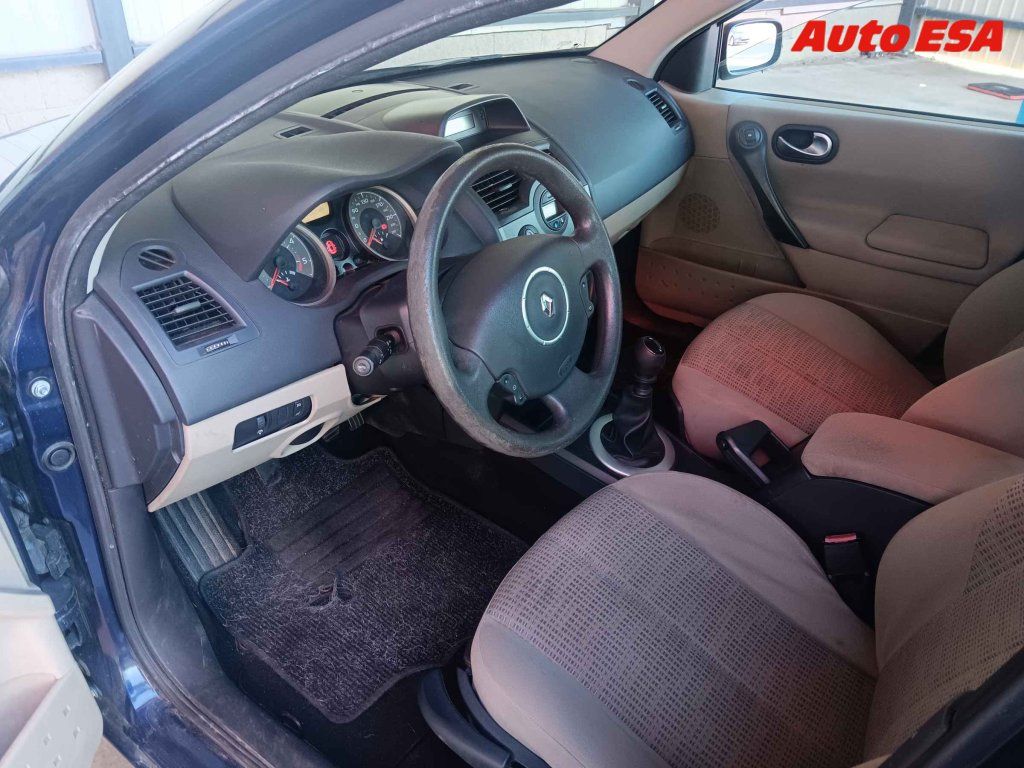 Renault Mégane, 1.5 DCi,servis.kniha - fotka 3