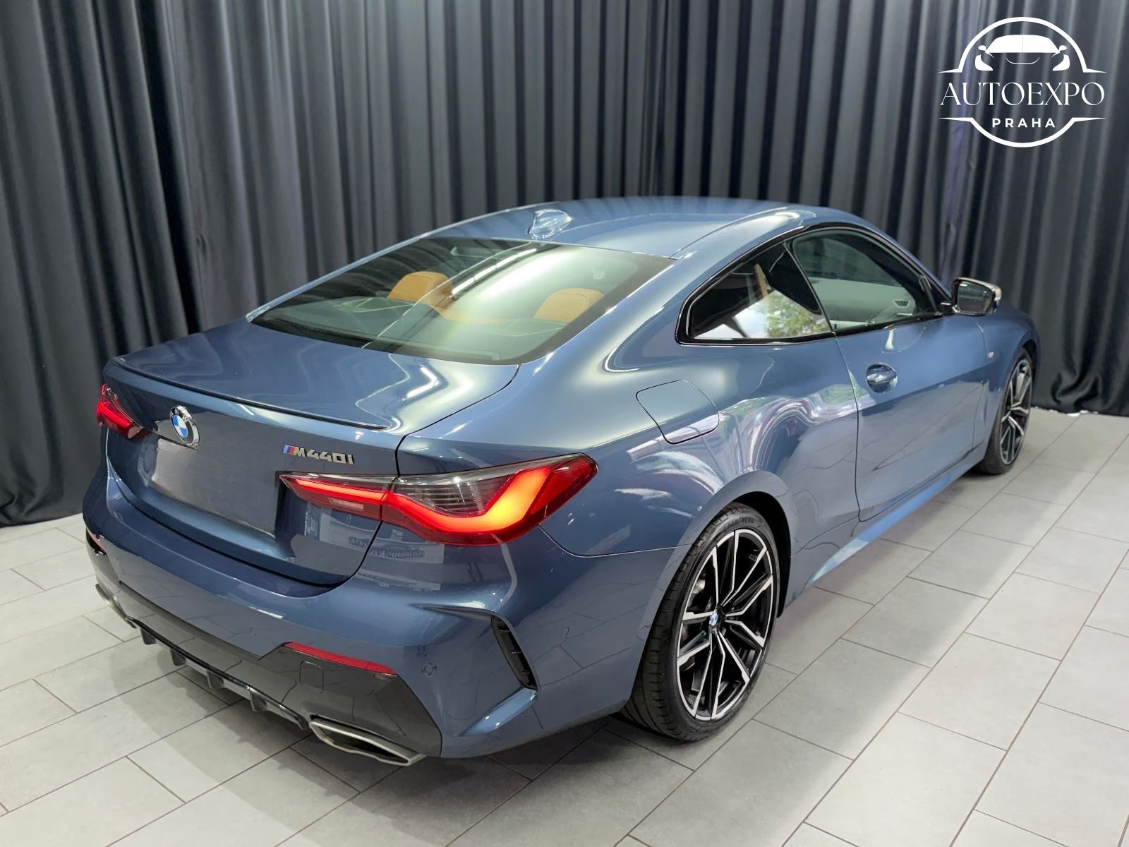 BMW Řada 4, M440i xDrive Coupe* - fotka 3