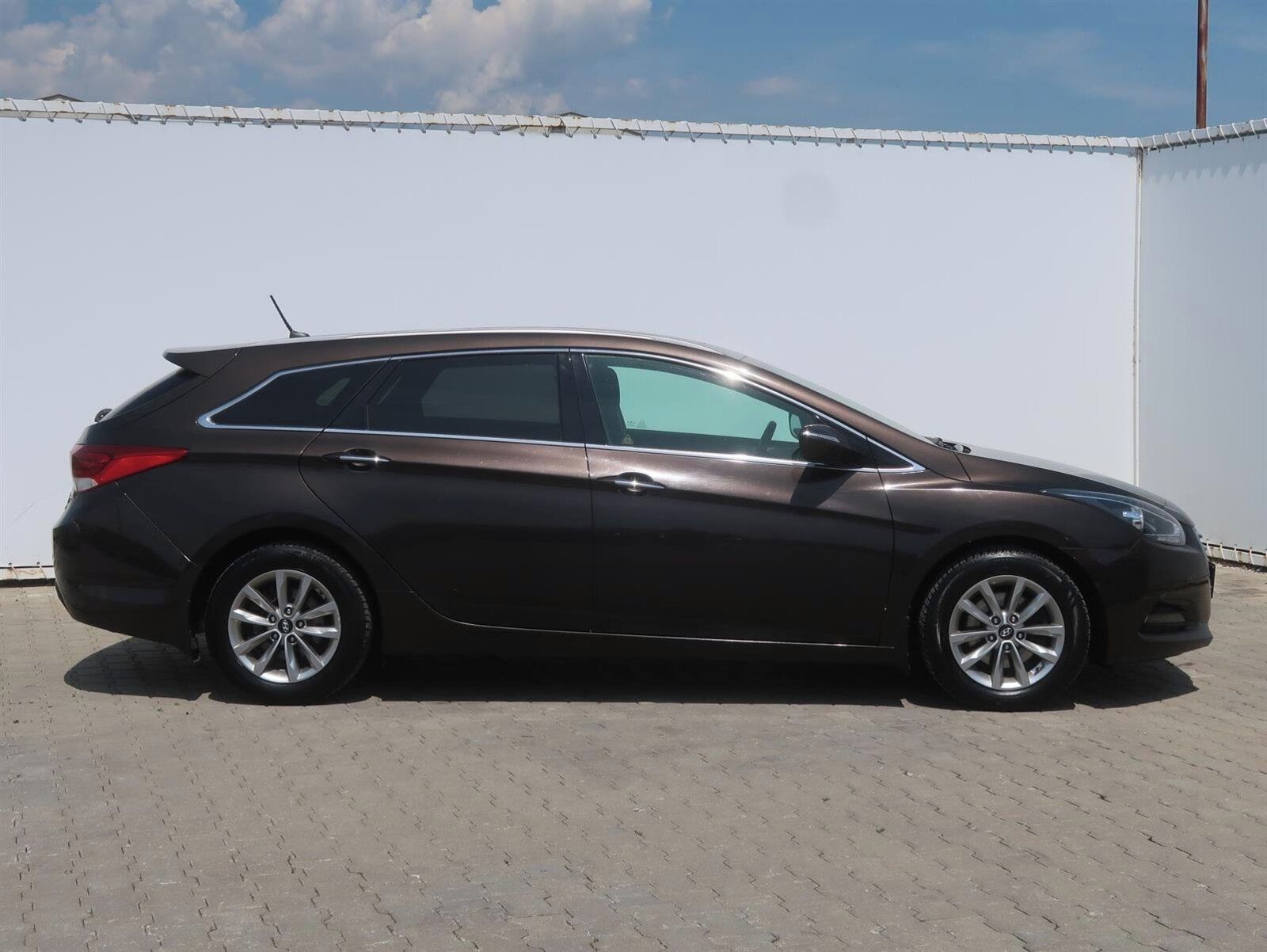 Hyundai i40, 1.7 CRDi, Automat, Serv.kniha - fotka 6